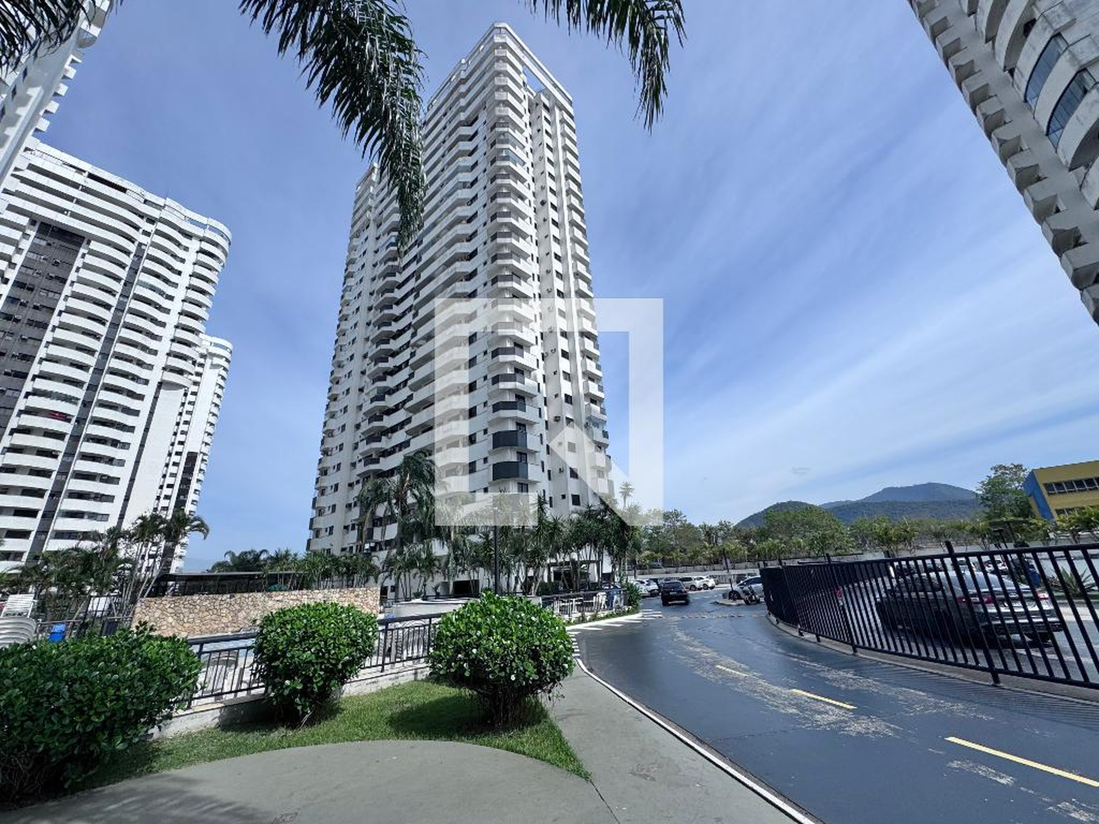 Fachada Condomínio Barra Bali