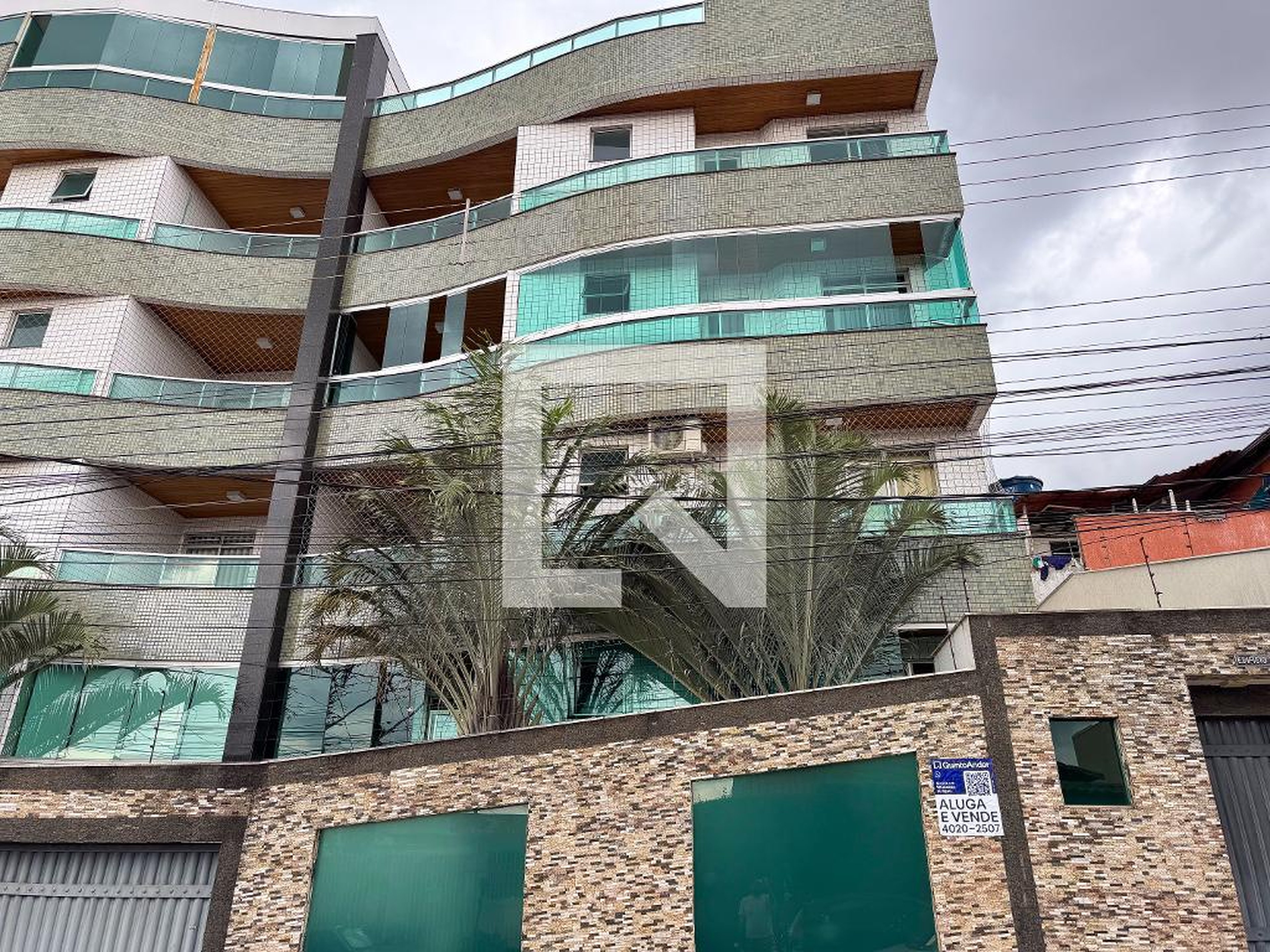 Fachada Condomínio em Rua Onze, 65