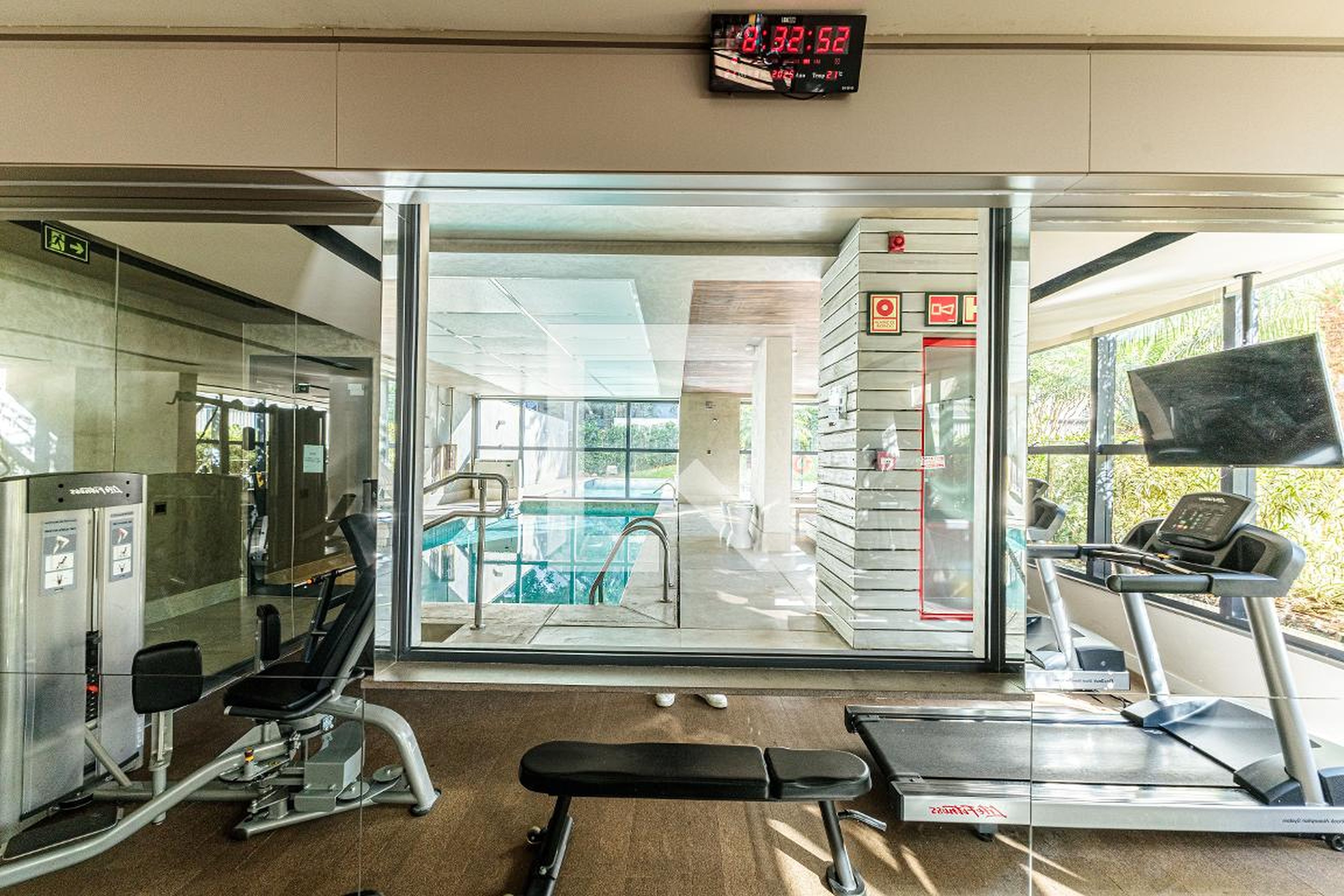 Academia - Float Residences