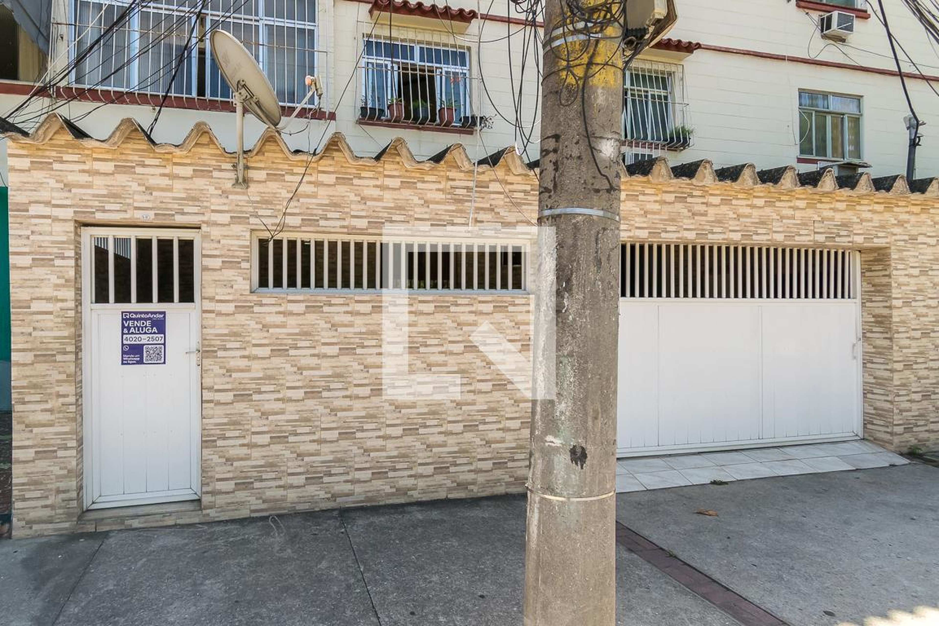 Fachada Condomínio em Avenida Tenente Rebelo, 361