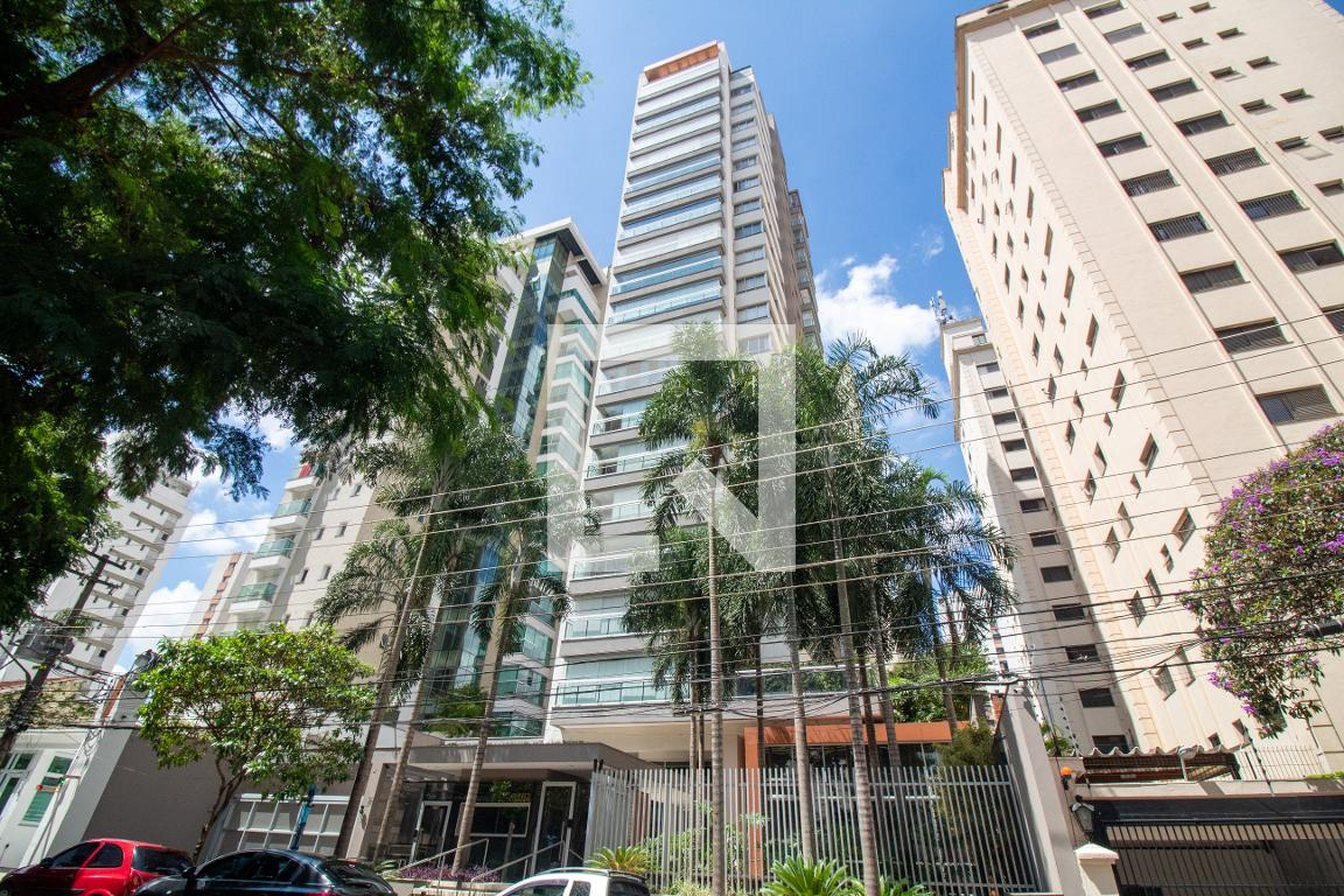 Fachada do Prédio Condomínio Tom 1102