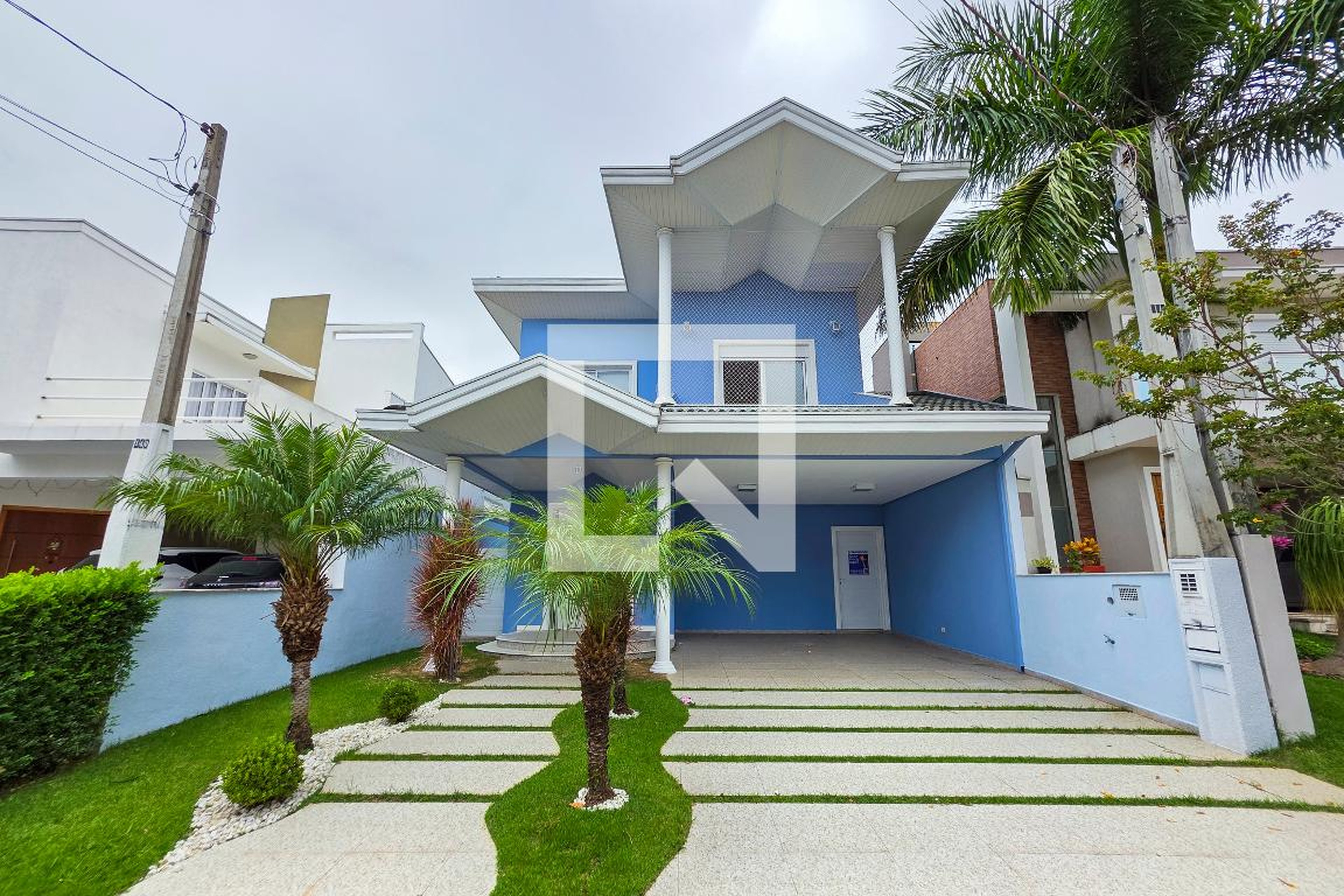 Fachada Condomínio em Avenida das Letras, 355