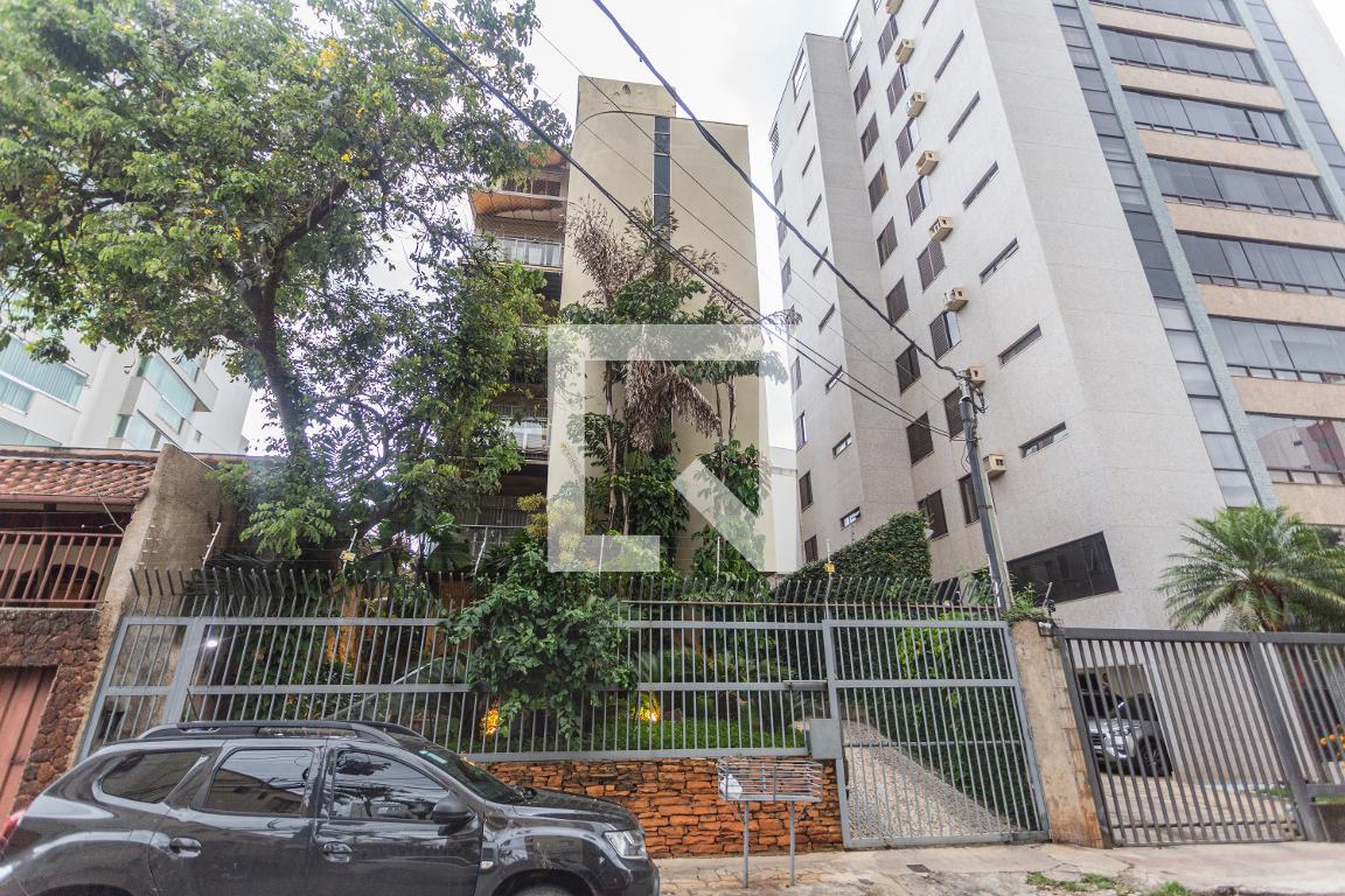 Fachada Condomínio em Rua Campanha, 50