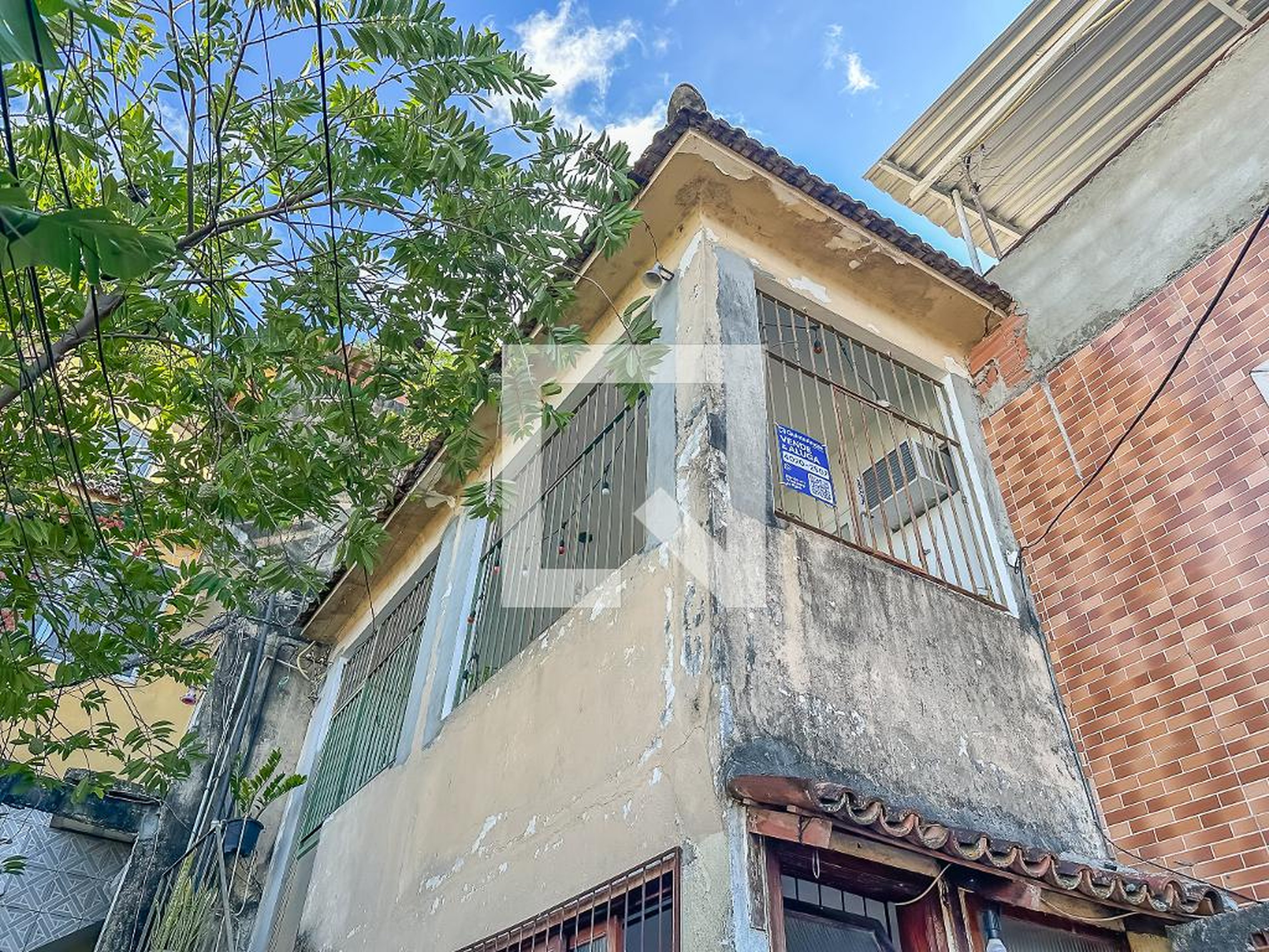 Fachada Condomínio em Rua Pedro Américo, 617