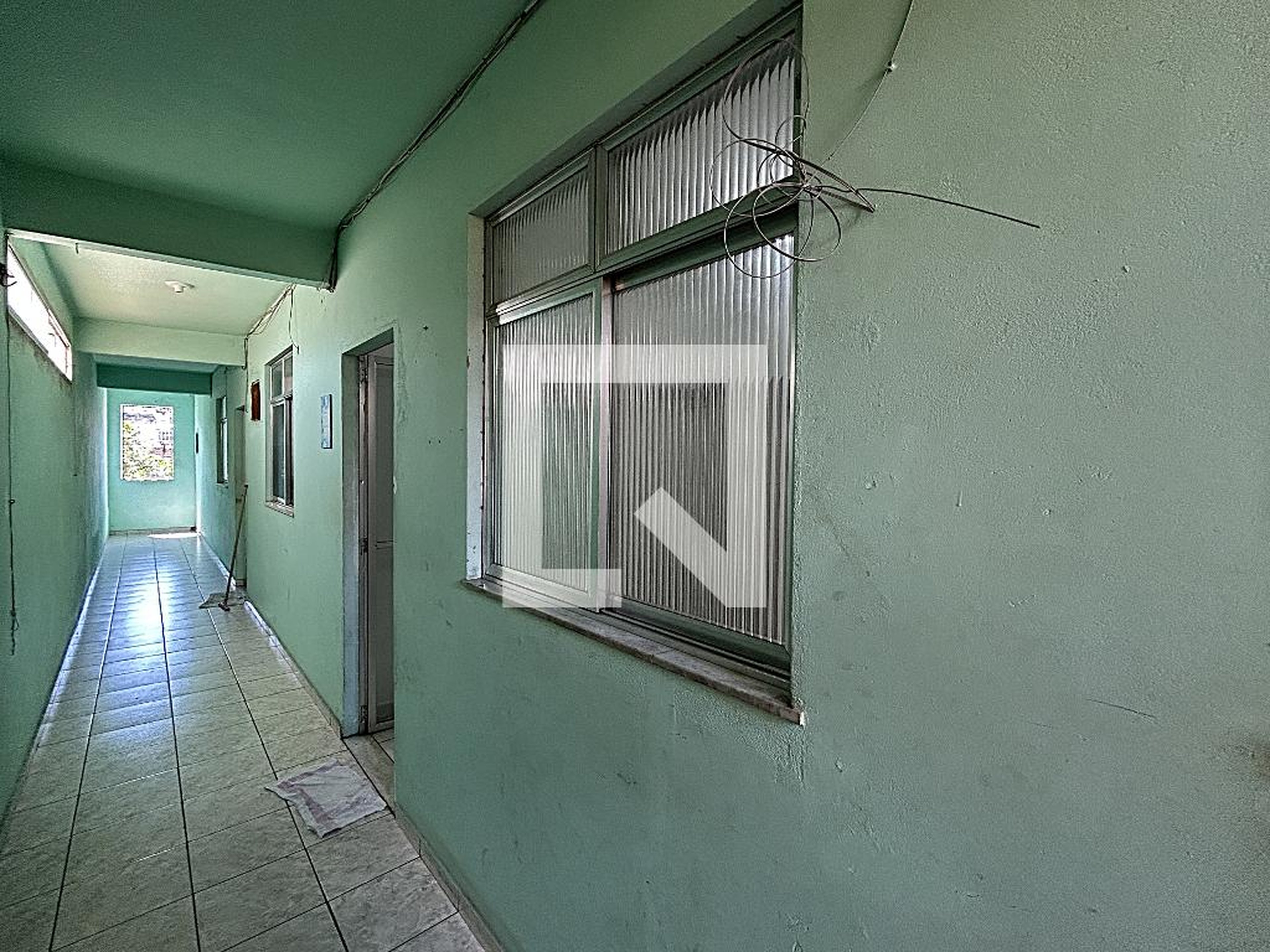 Fachada Condomínio em Rua Ana Quintão, 117