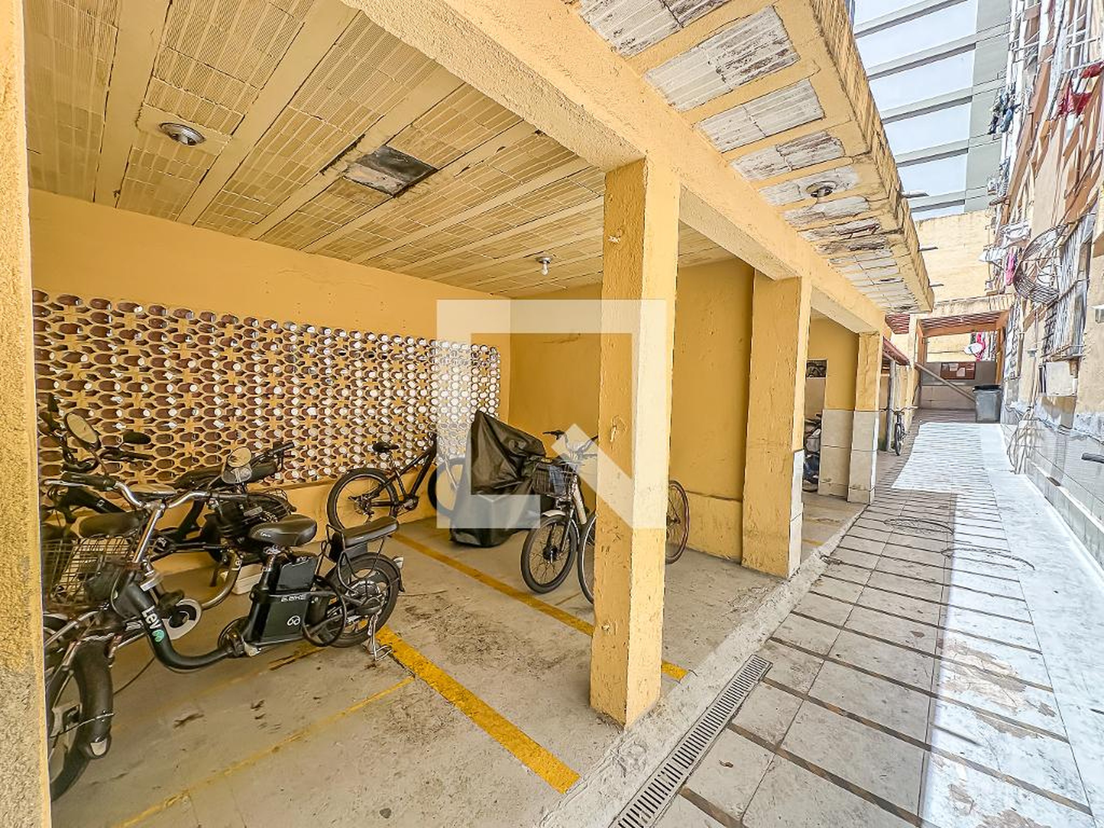 Área comum - Santa Isabel