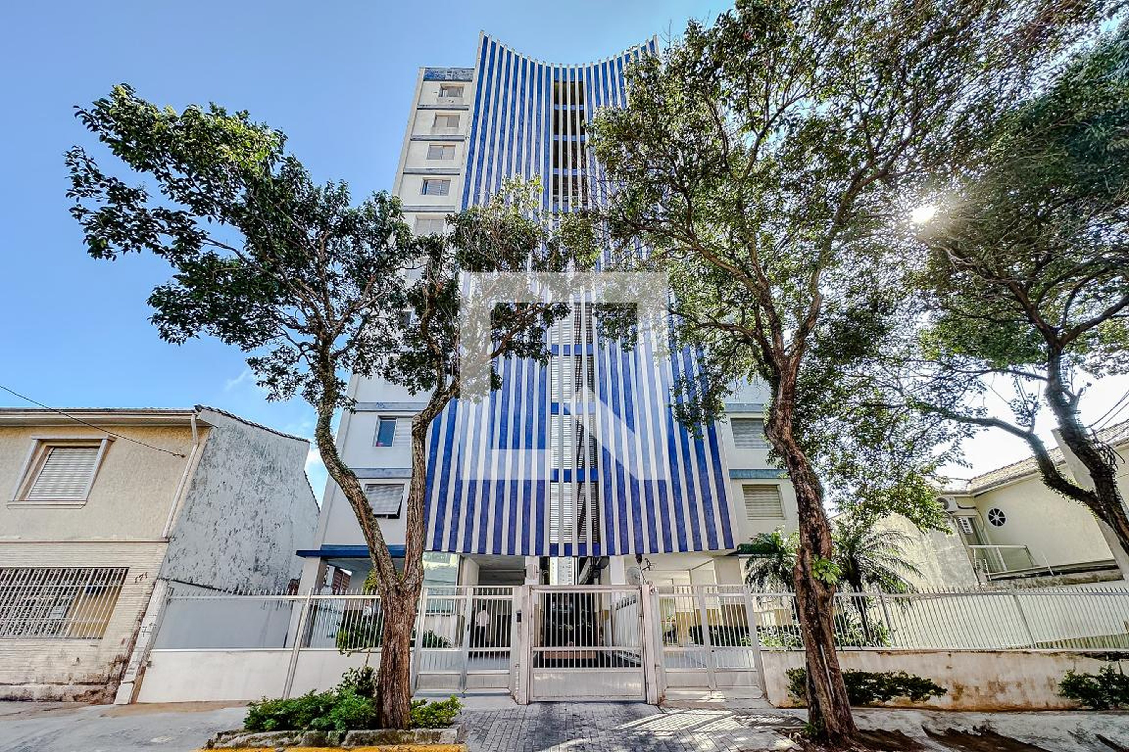 Fachada Condomínio Campineiros