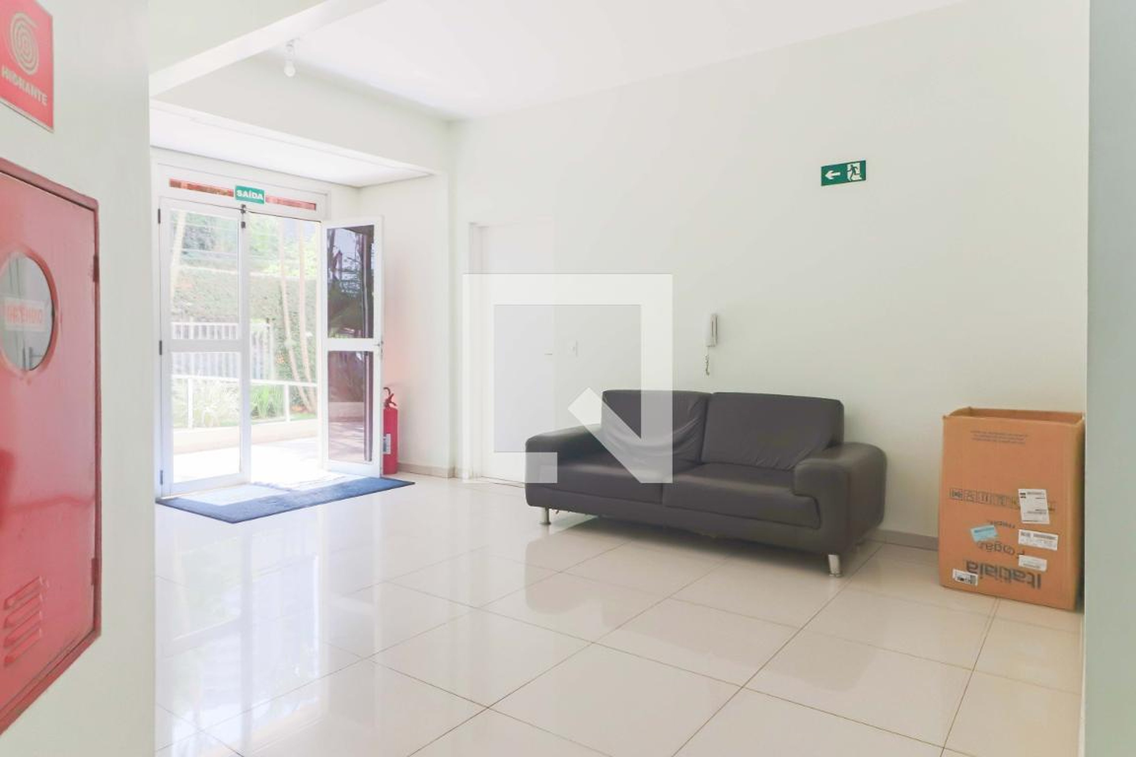 Hall de entrada - Edifício Karina