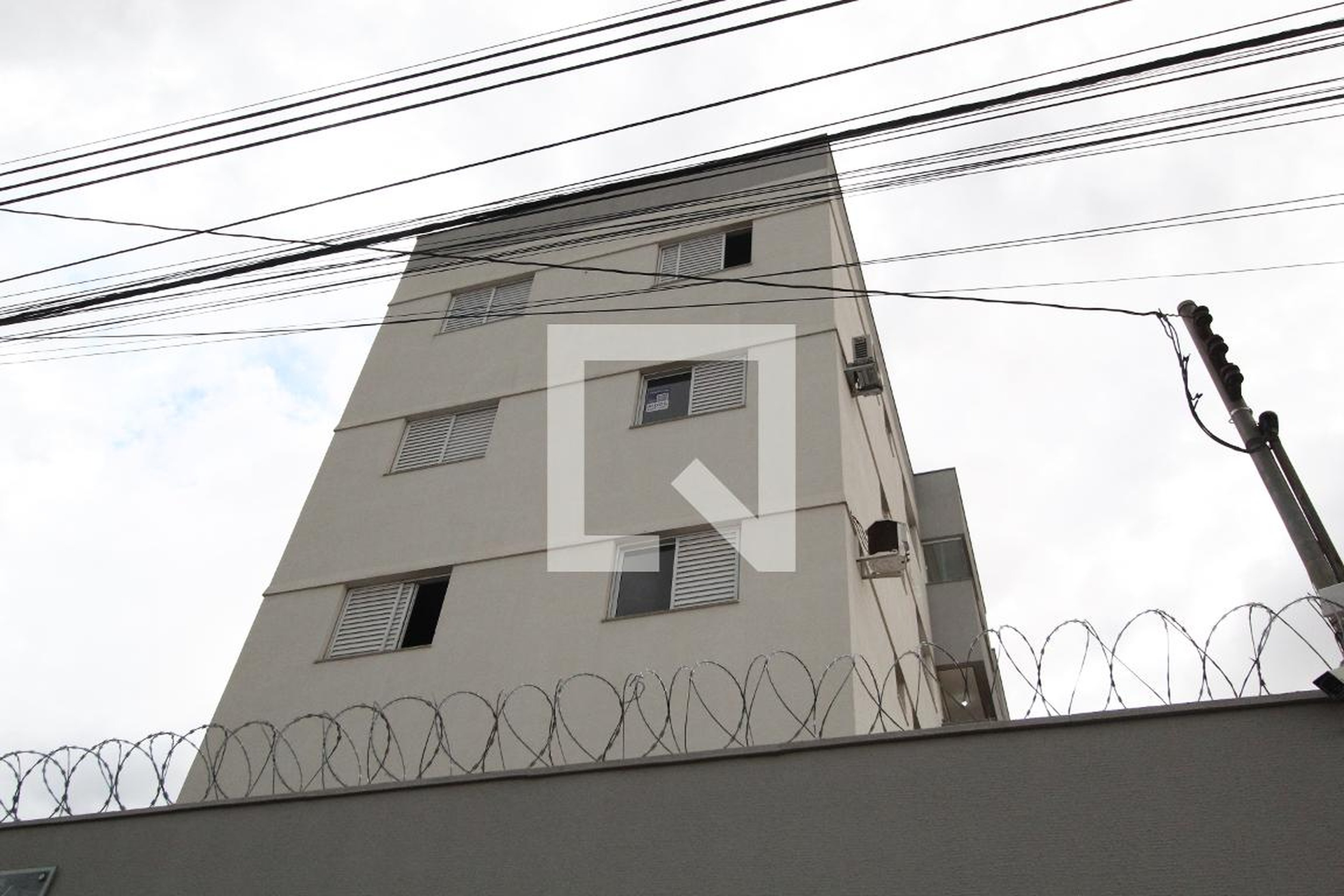 Fachada Condomínio em Rua São Francisco Xavier, 38