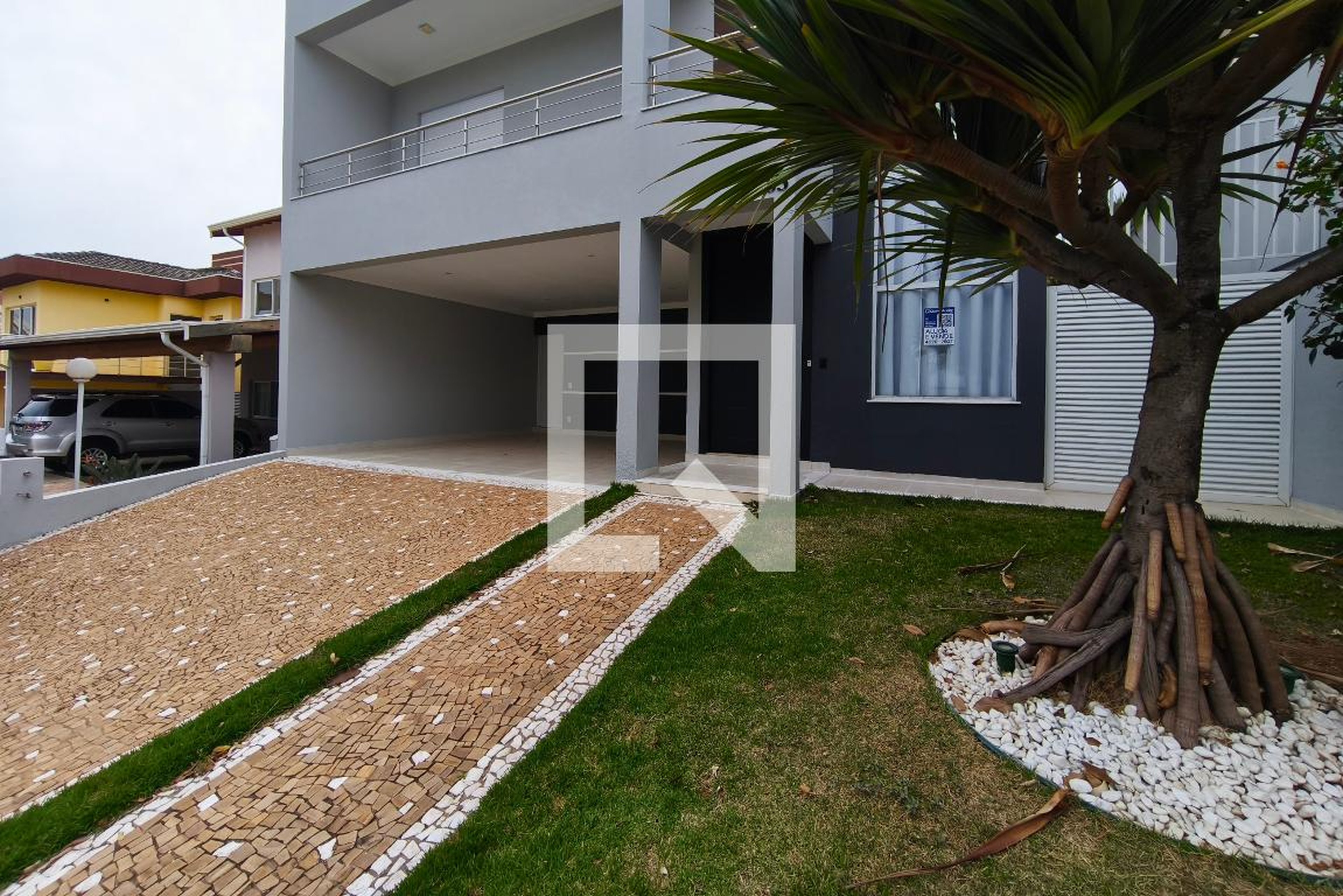 Fachada Condomínio em Rua Advogado Mário Batista de Campos, 82