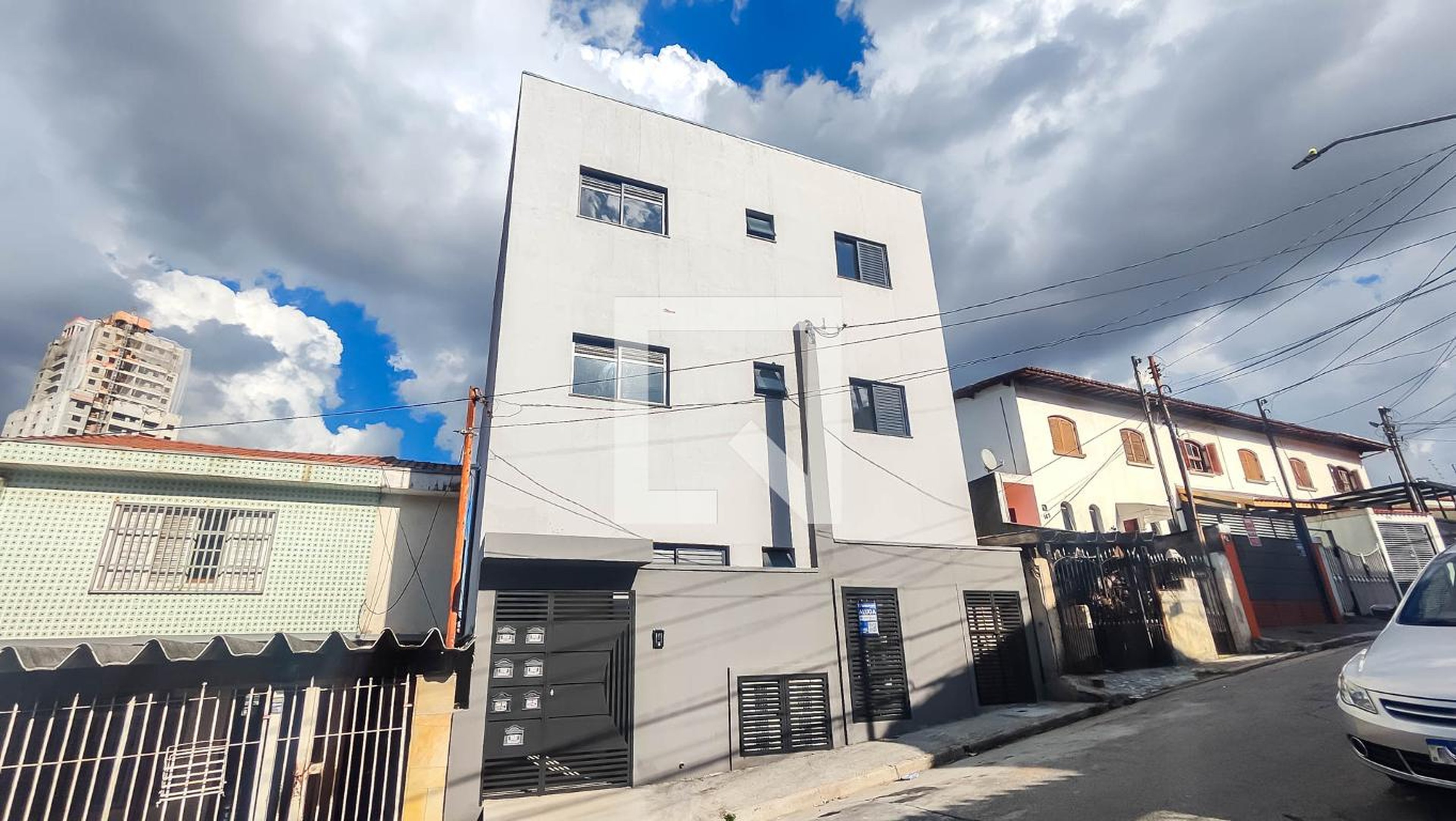 Fachada do Prédio Condomínio em Rua Neves Paulista, 149