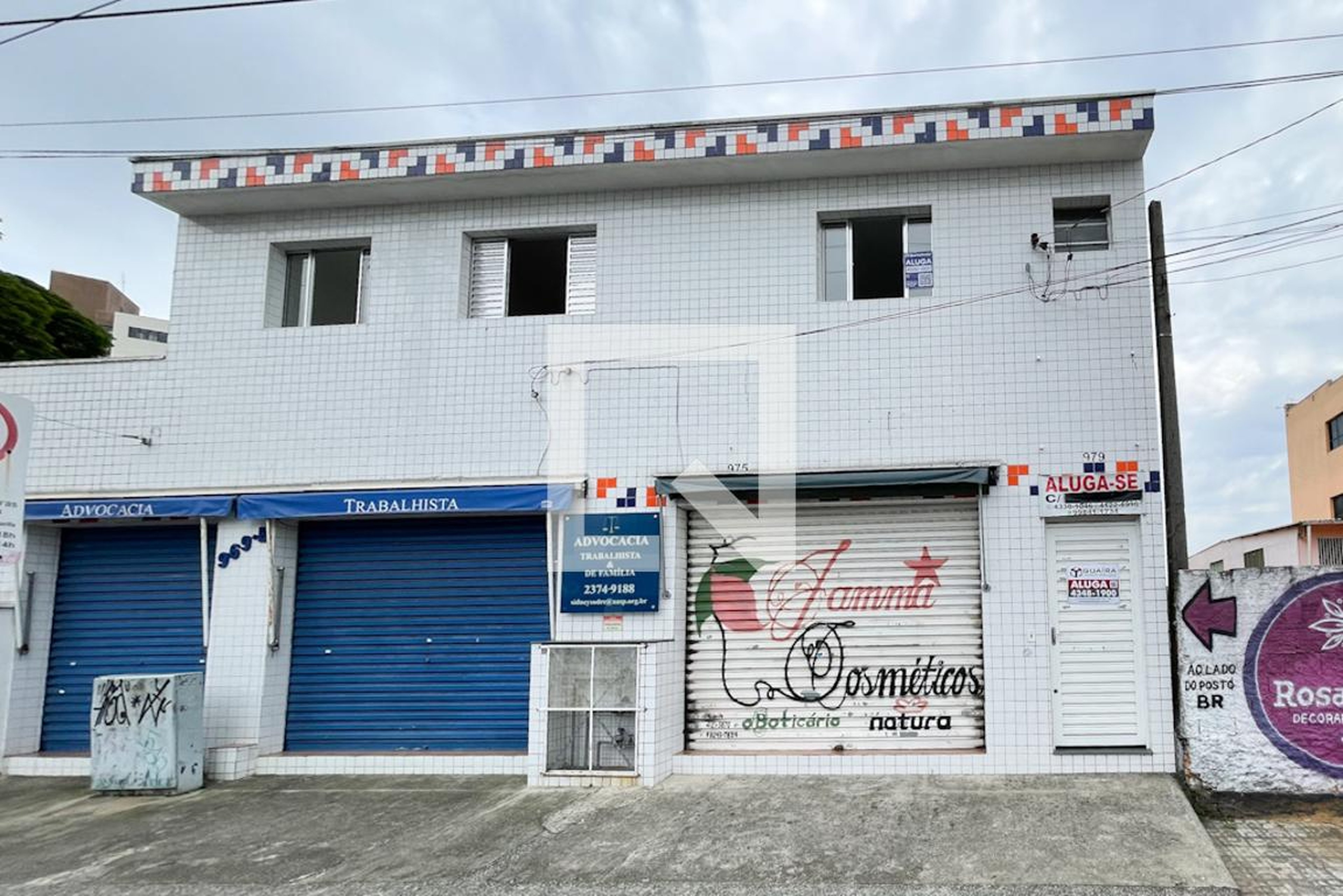 Fachada Condomínio em Avenida Getúlio Vargas, 979