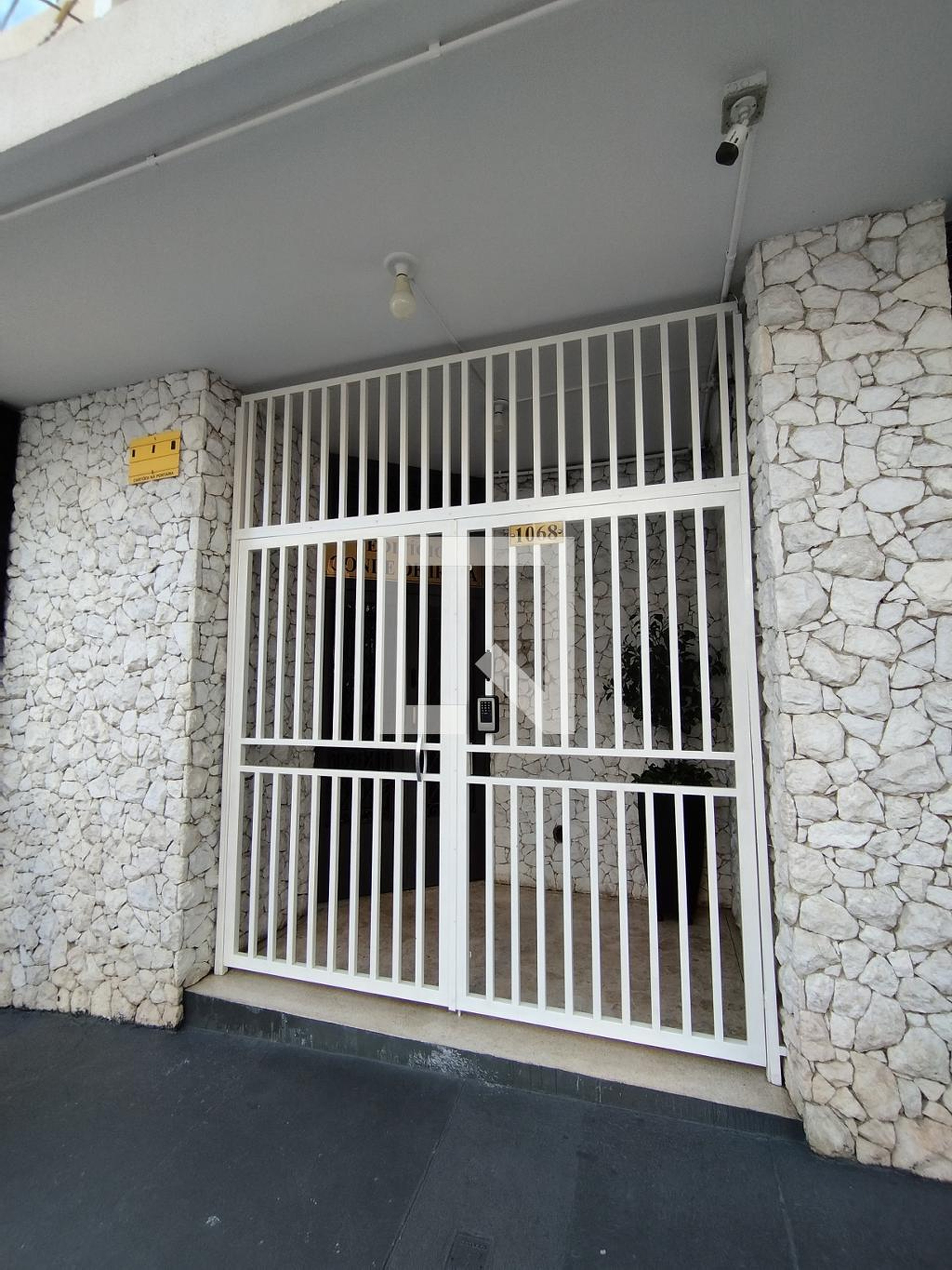 Fachada do Prédio Condomínio De Irajá