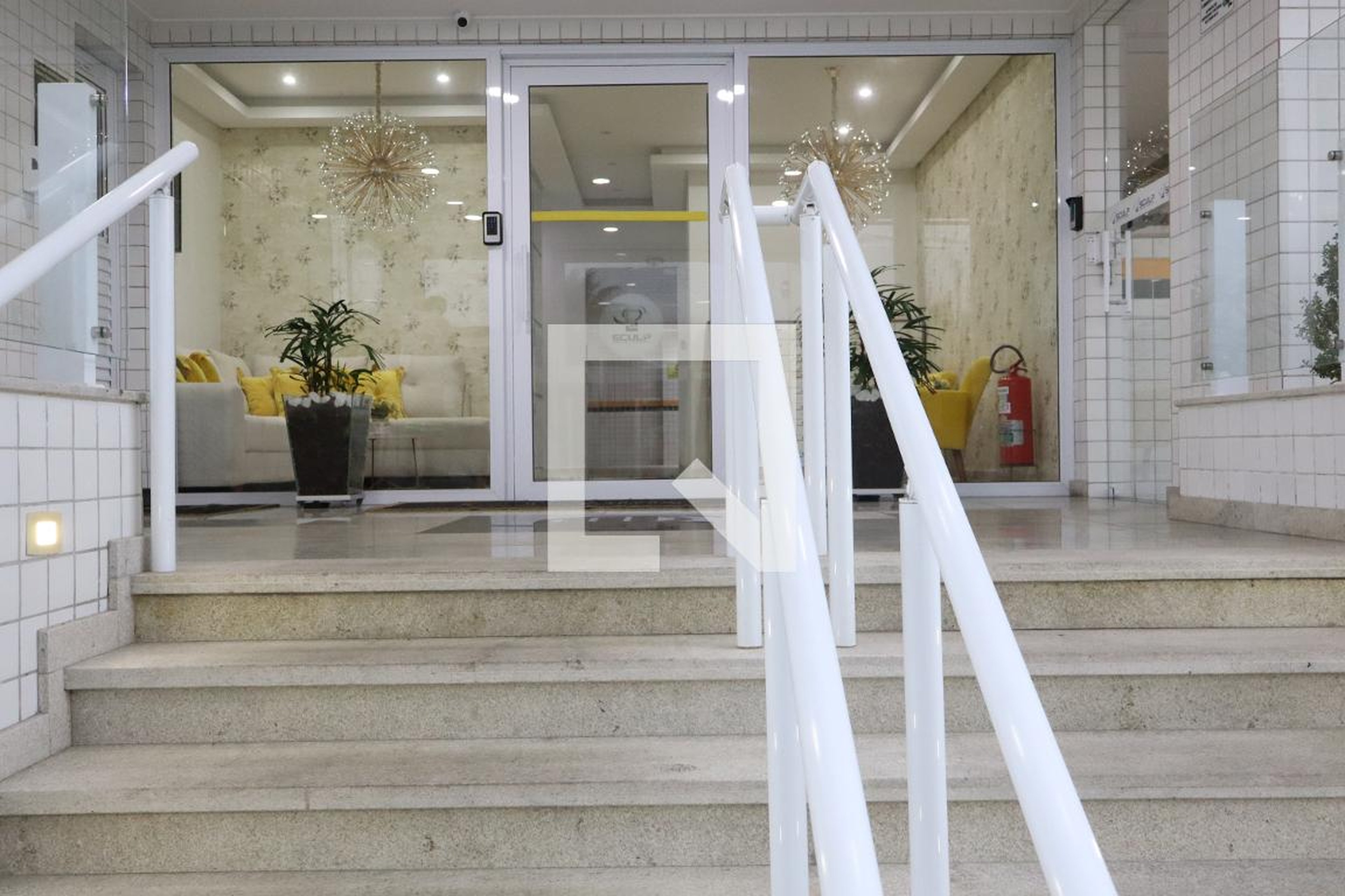 Fachada Condomínio la premier ll