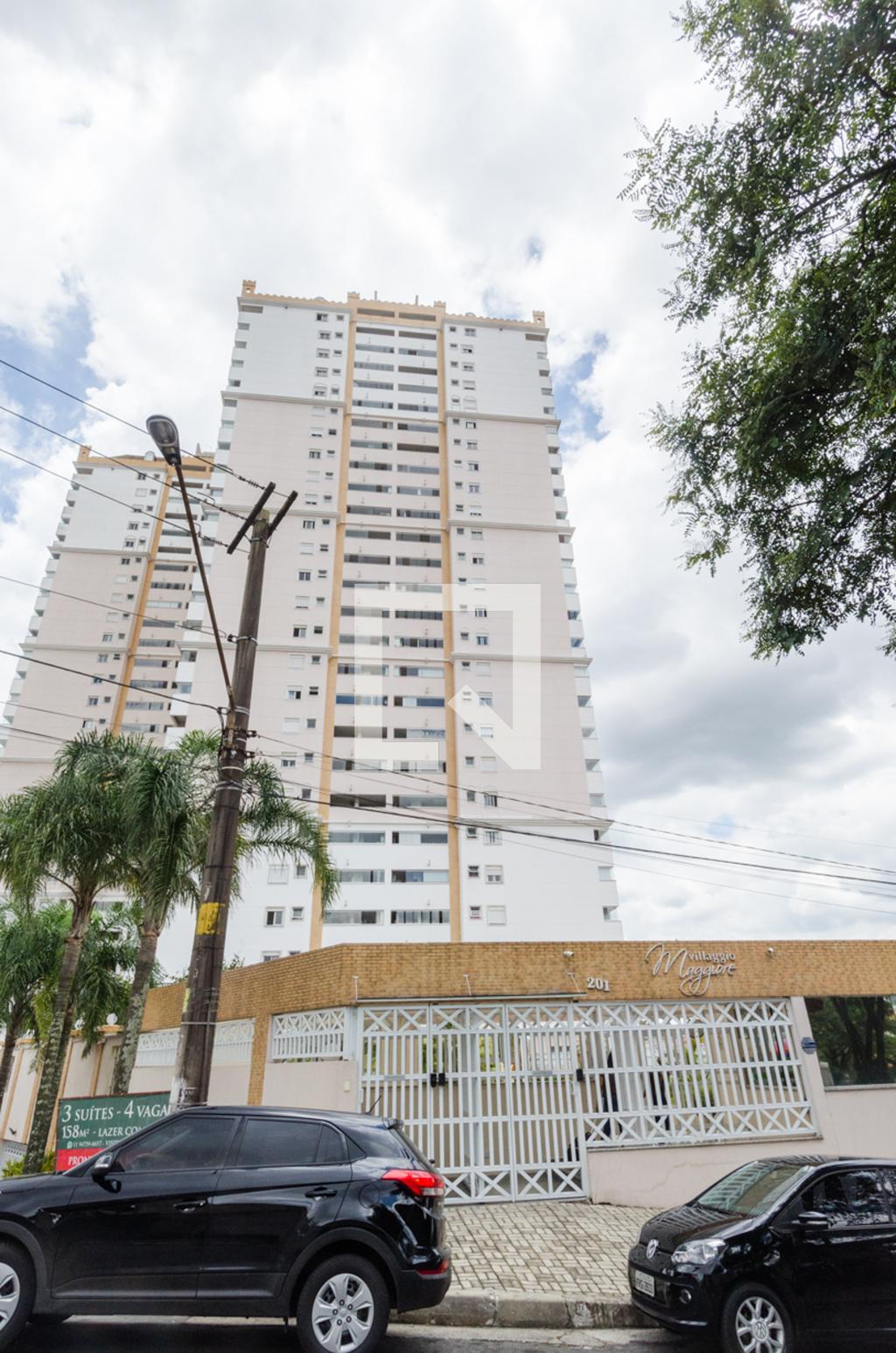 Fachada Condomínio Villaggio Maggiore