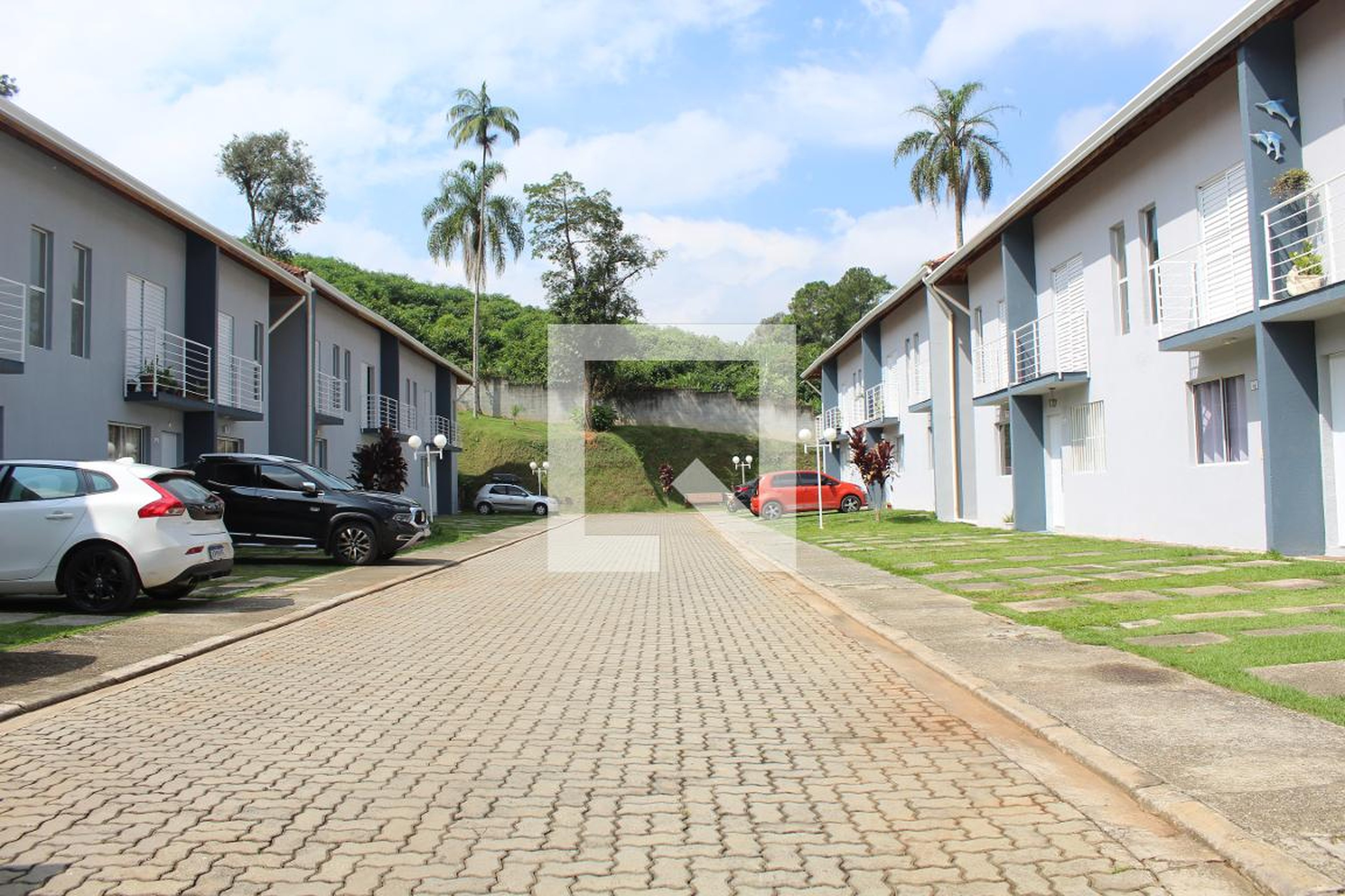 Fachada Condomínio em Rua Surucuá, 52