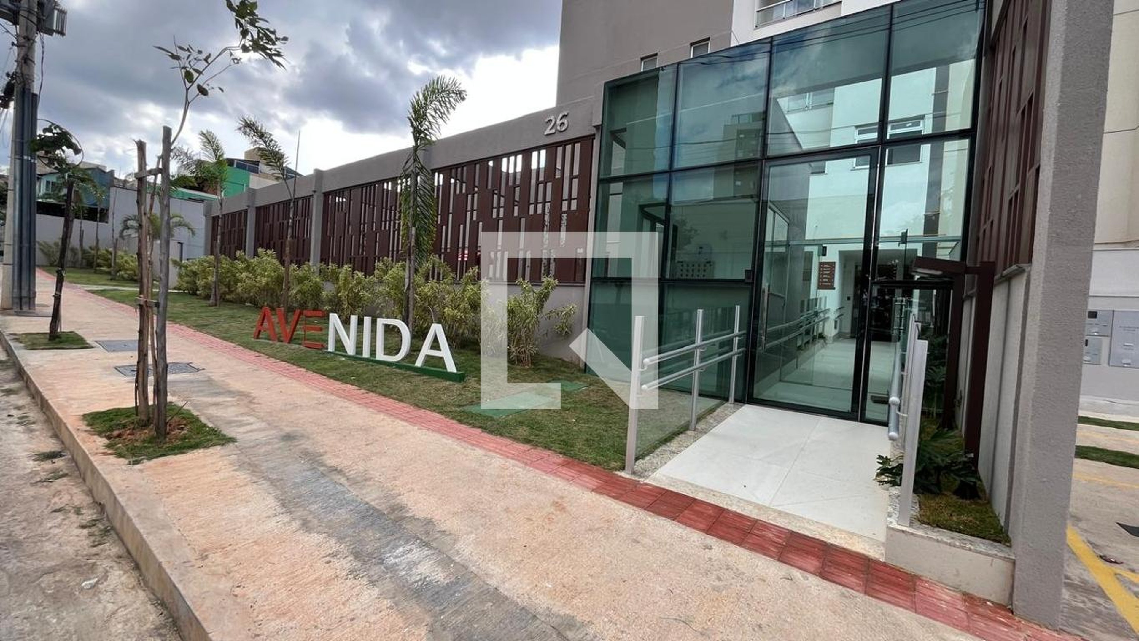 Fachada Condomínio em Rua Aloísio Lobão Veras, 26