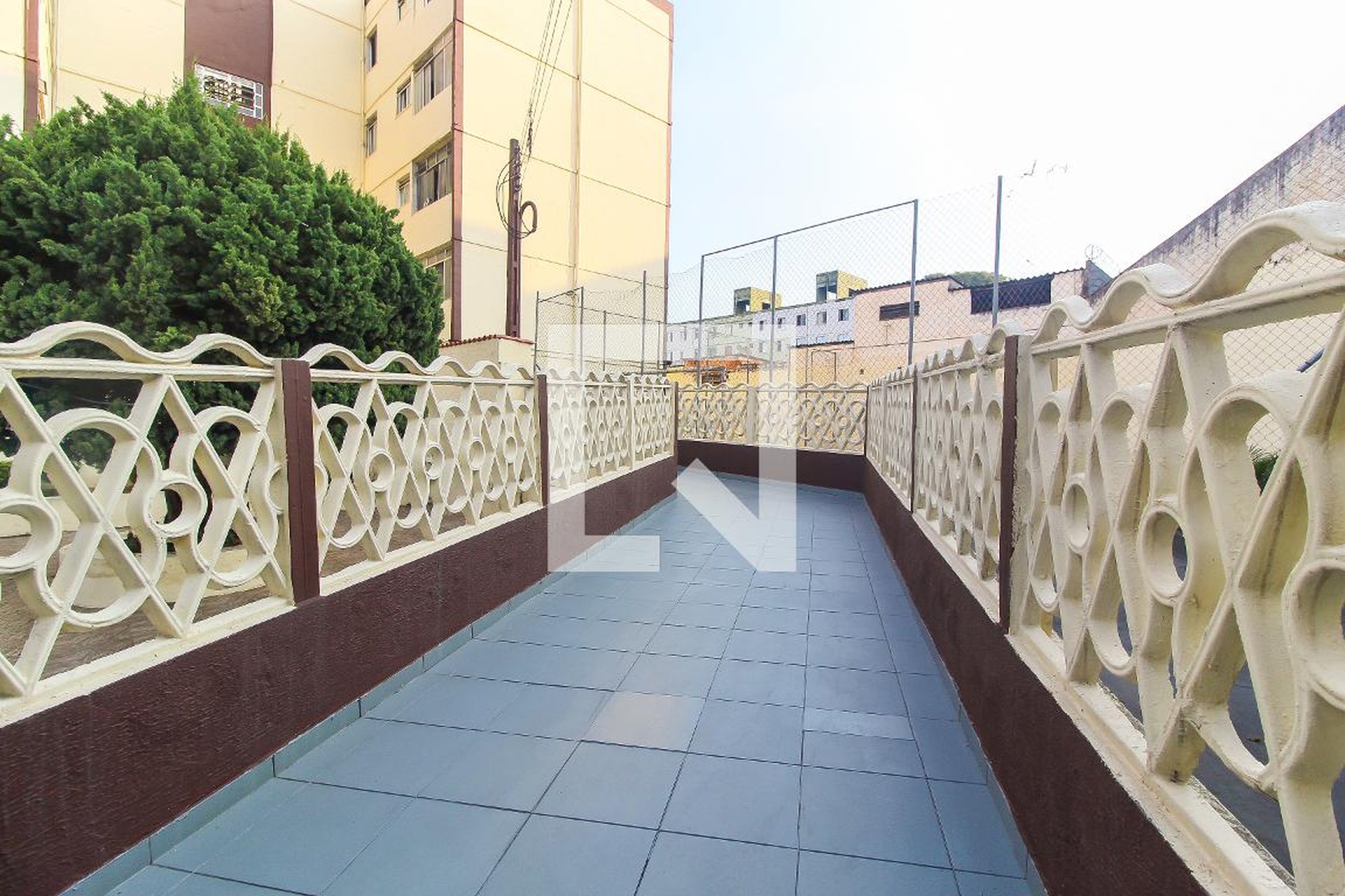 Entrada Condomínio em Rua Alfredo Ricci, 117