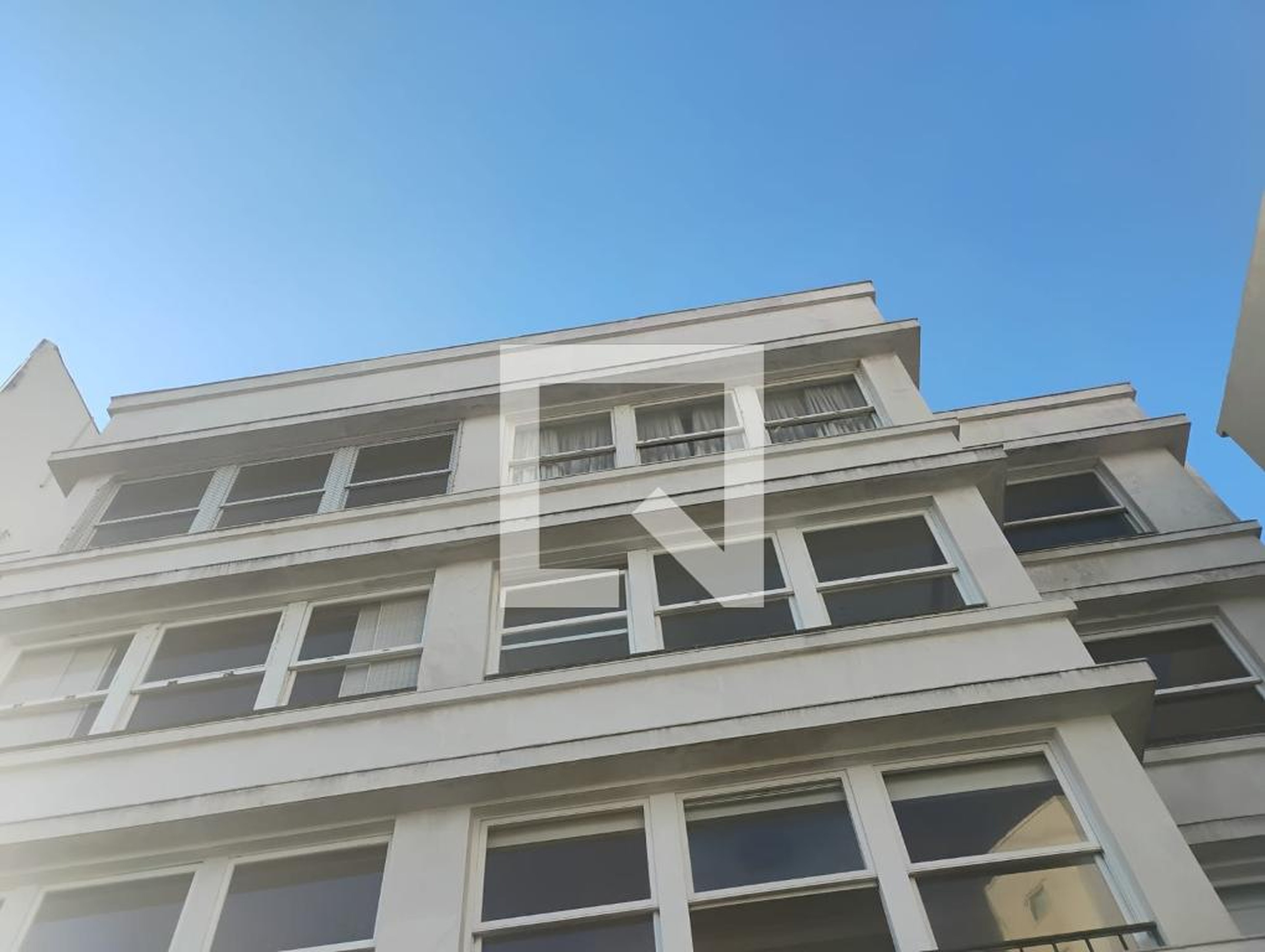 Fachada Condomínio em Avenida Vieira Souto, 8