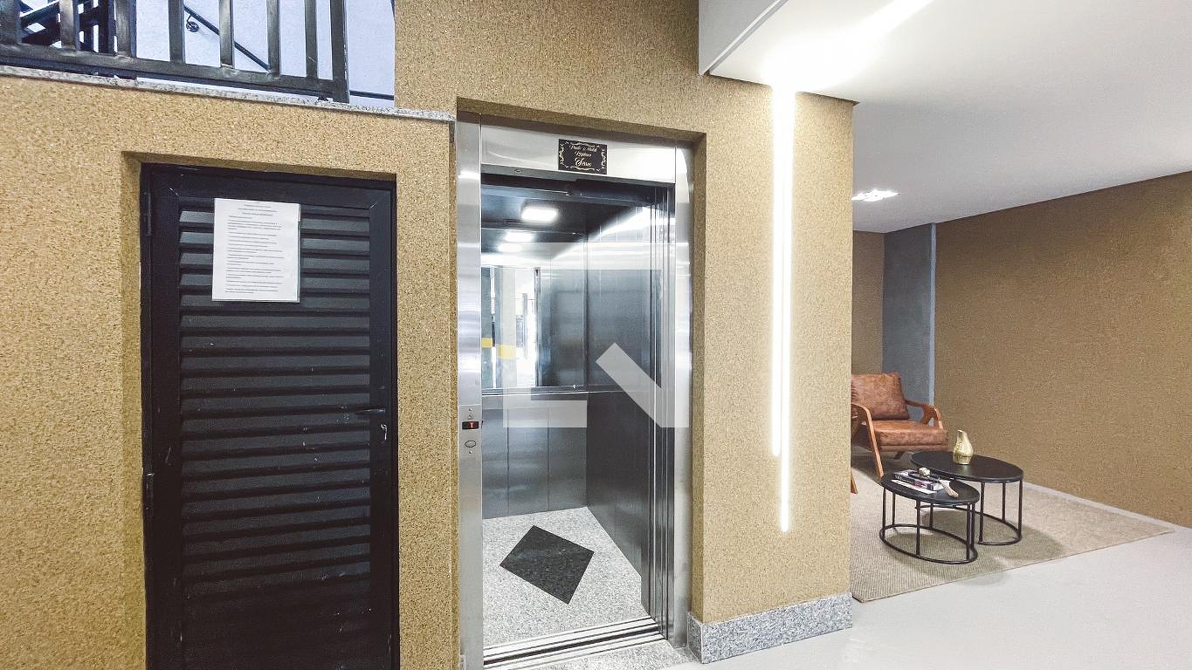 Elevador - Empreendimento Paulo Maldi Residence