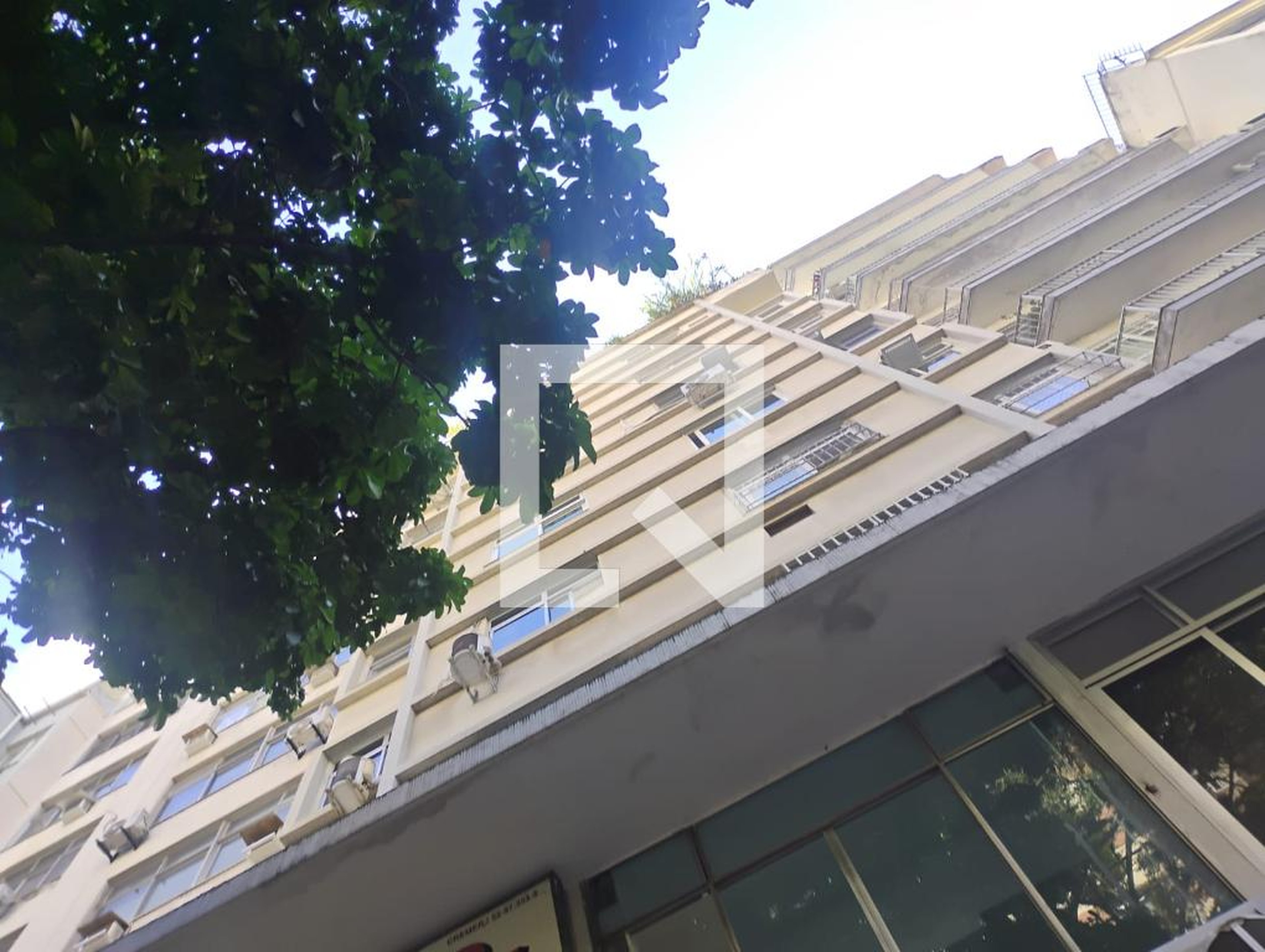 Fachada Condomínio em Rua Visconde de Pirajá, 300