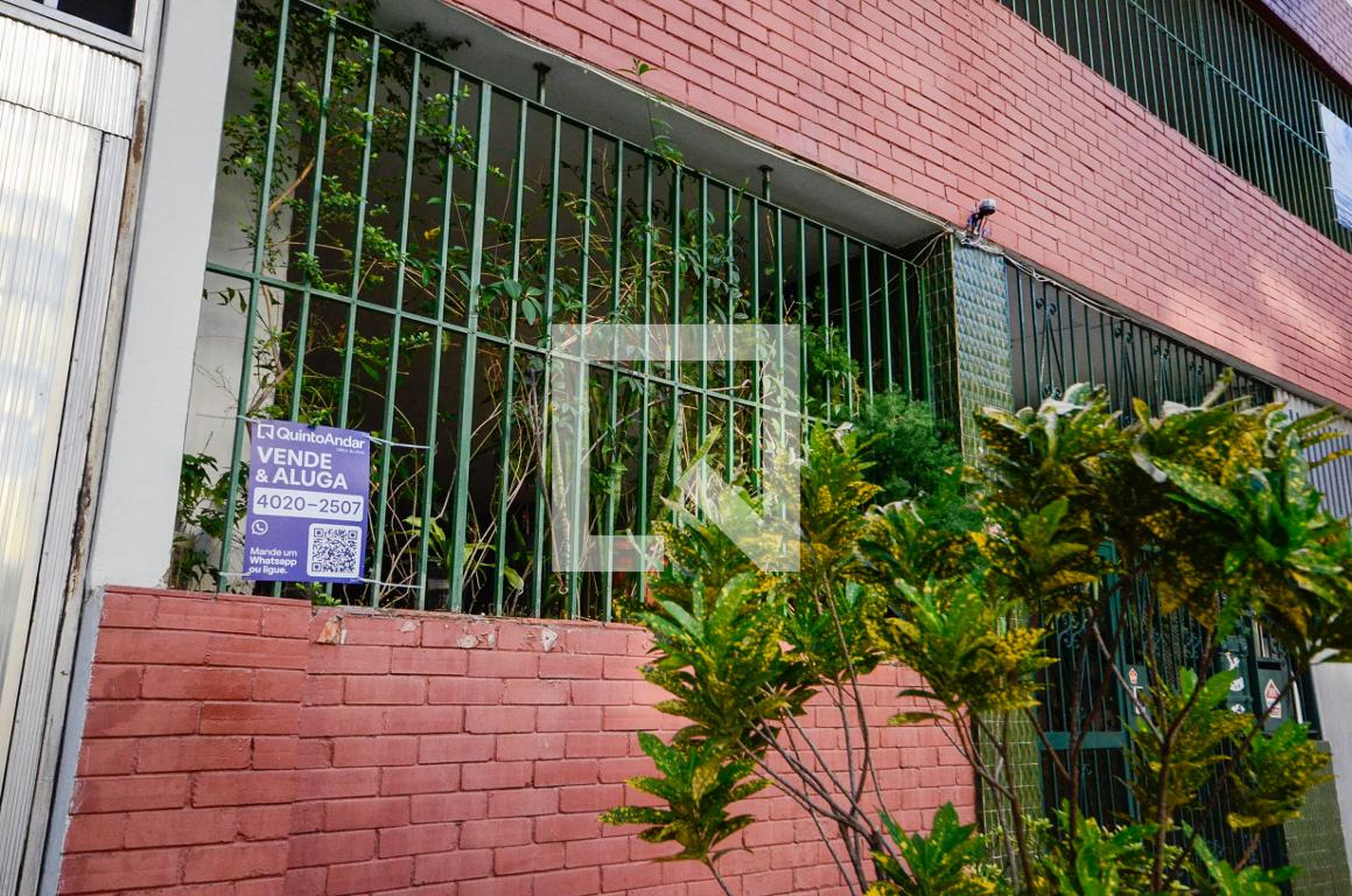 Fachada Edifício Azalea