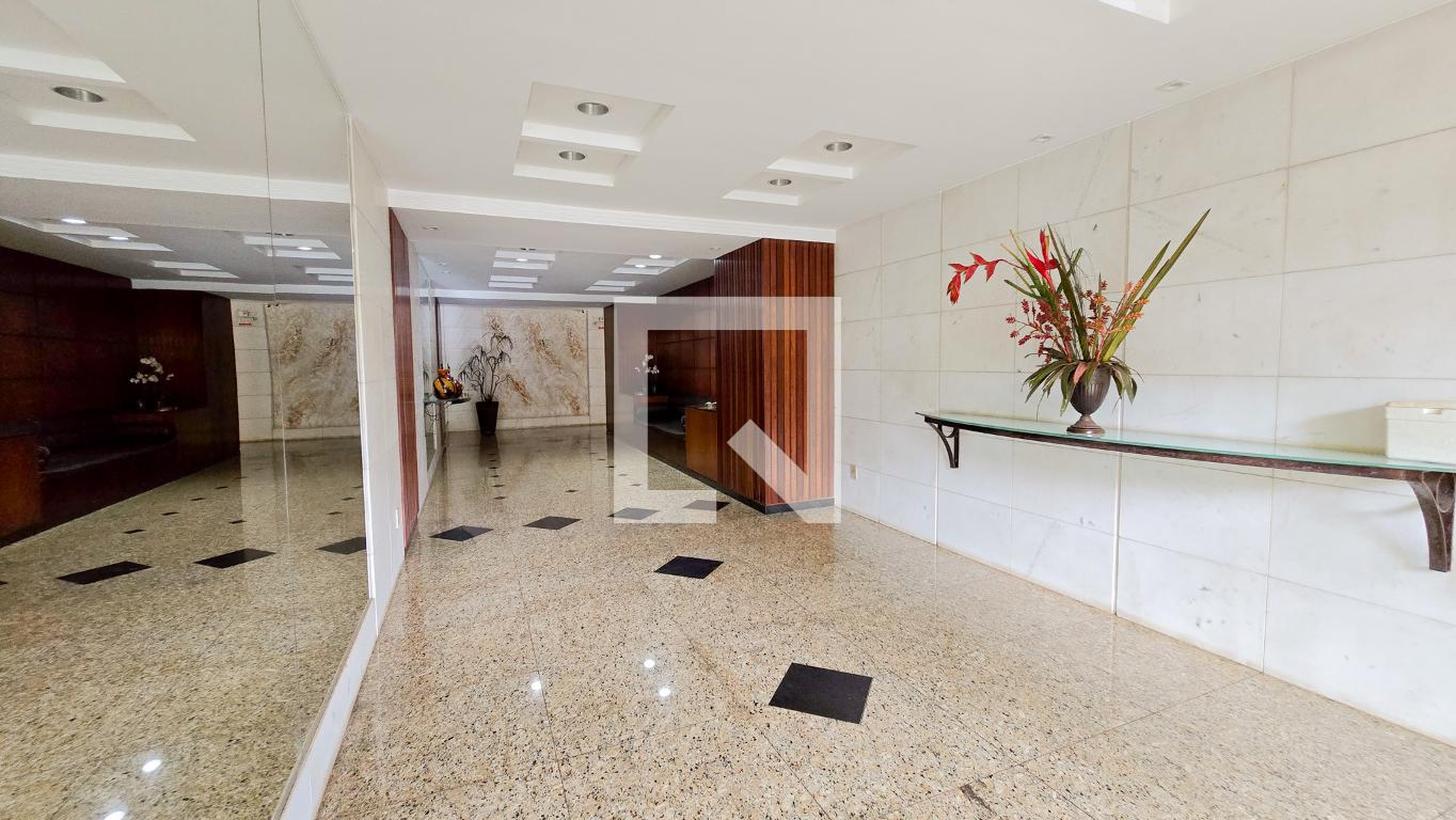 Hall de entrada - Edifício Guarujá