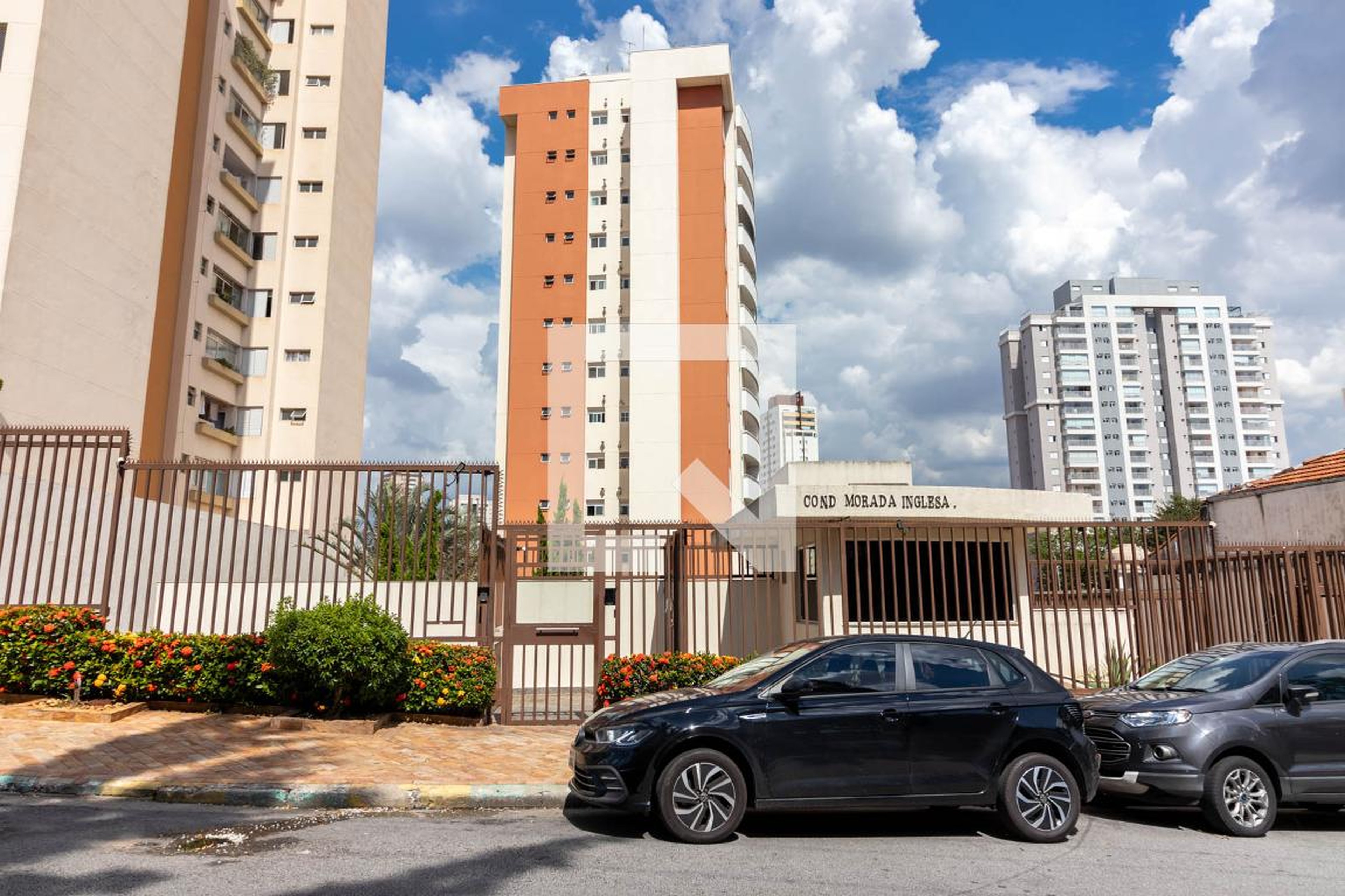 Fachada do Prédio Condomínio Morada Inglesa