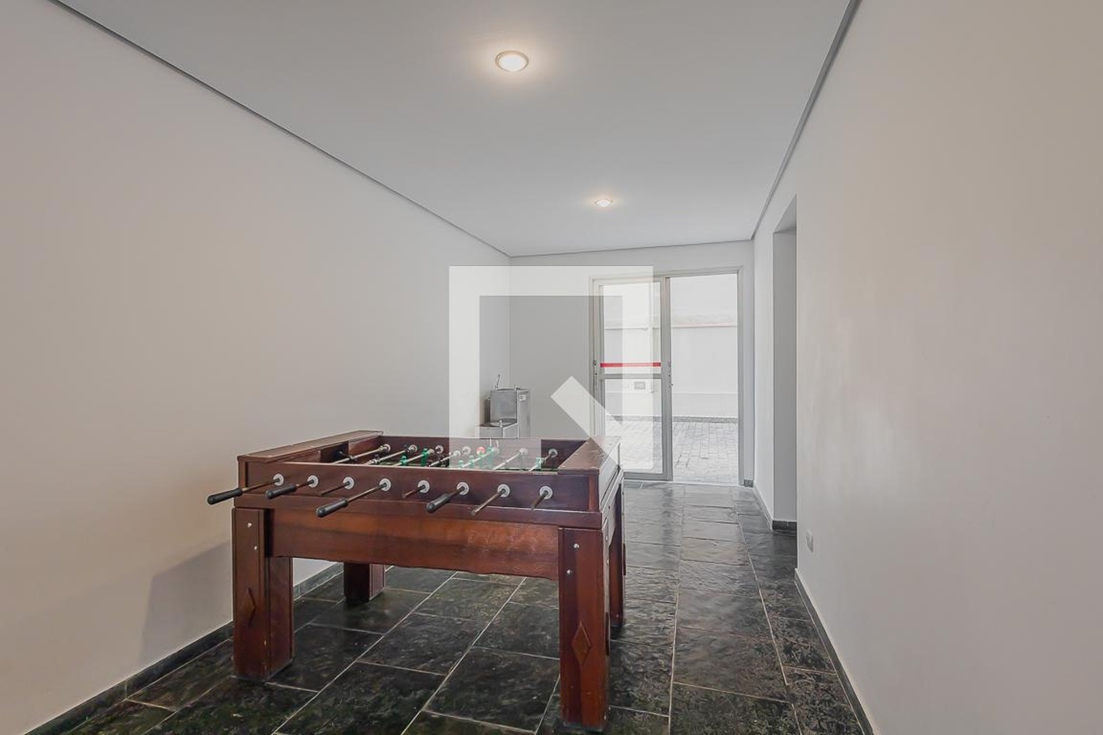 Sala de Jogos - Sunset square