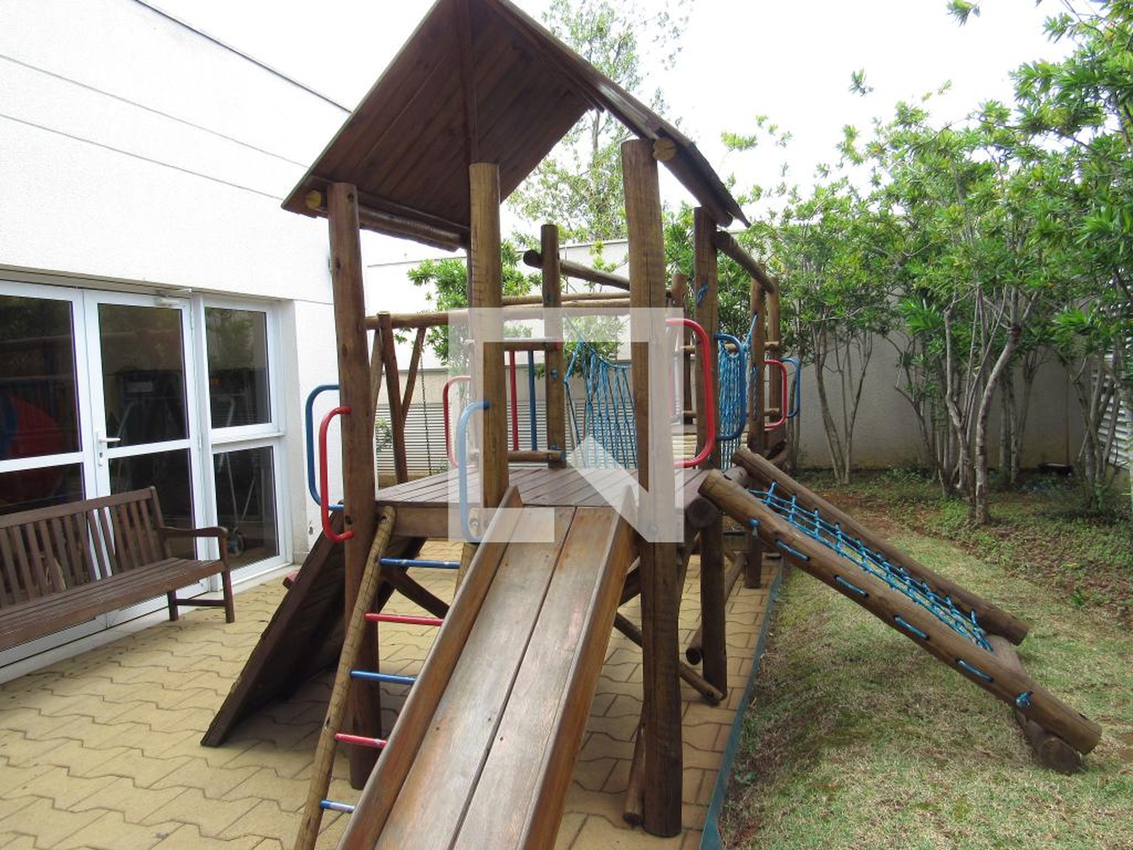 Playground - Les Champs