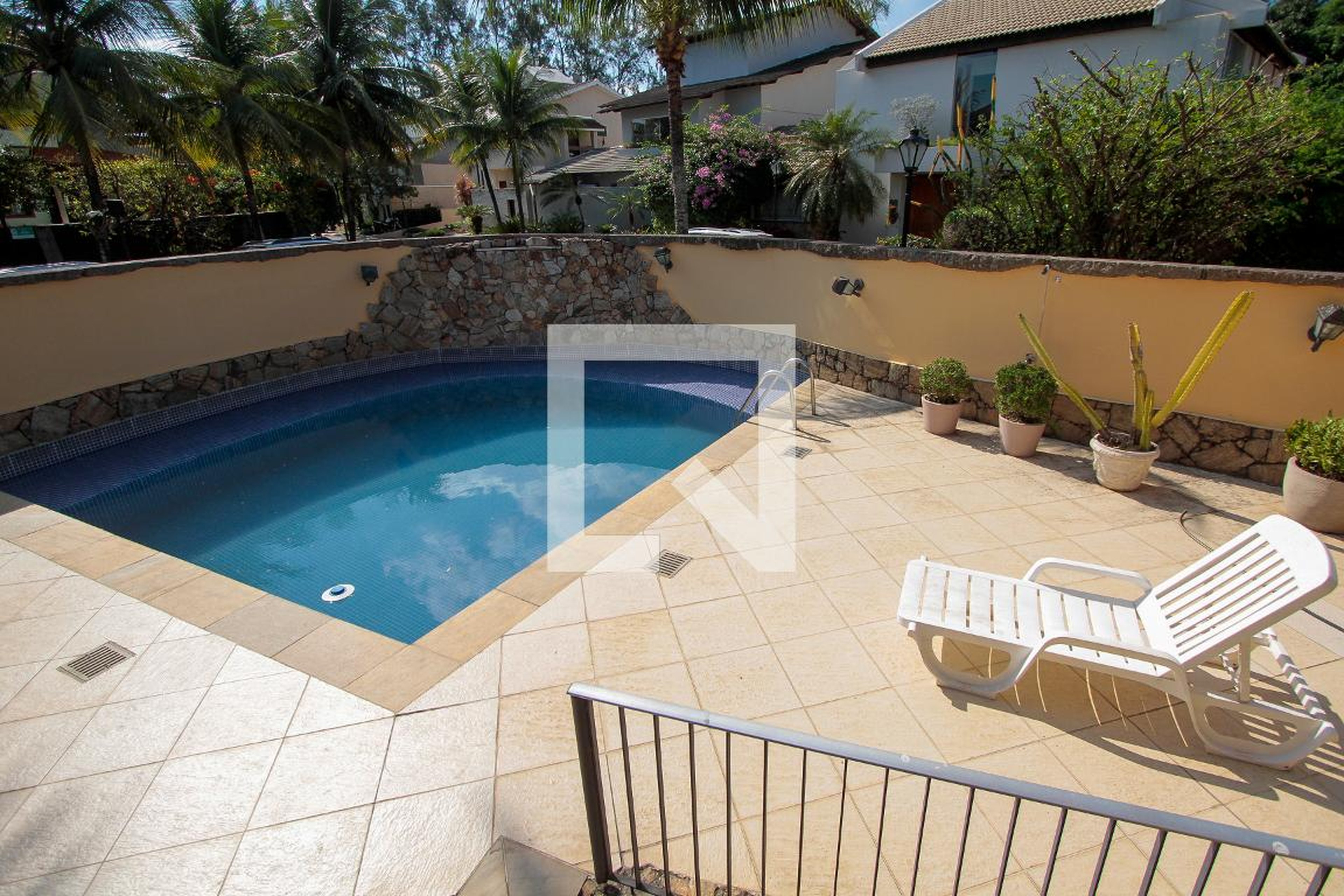 Piscina - Jardim Nova Barra