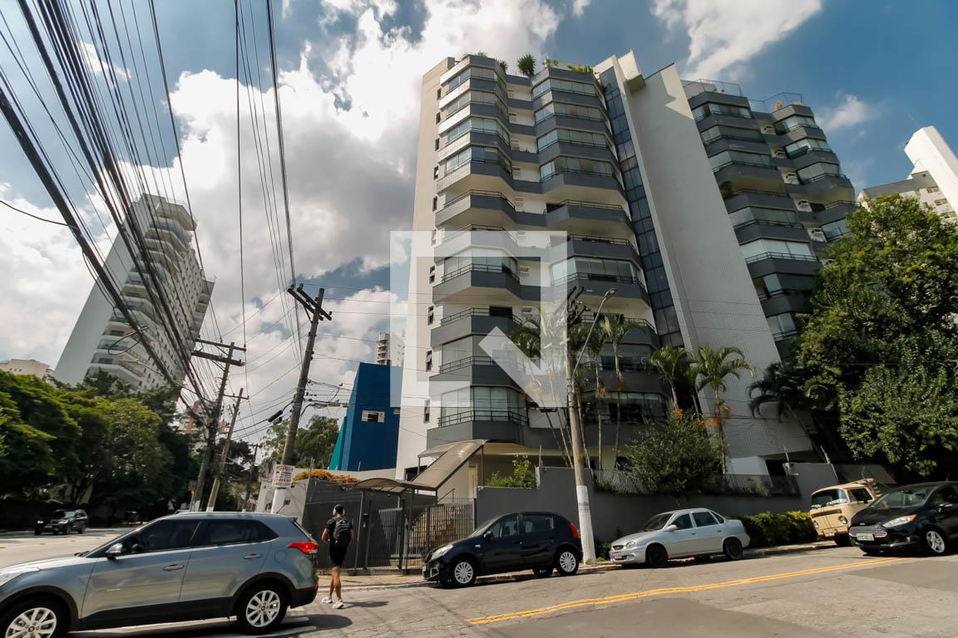 Fachada do Prédio Condomínio Tulipe Noire