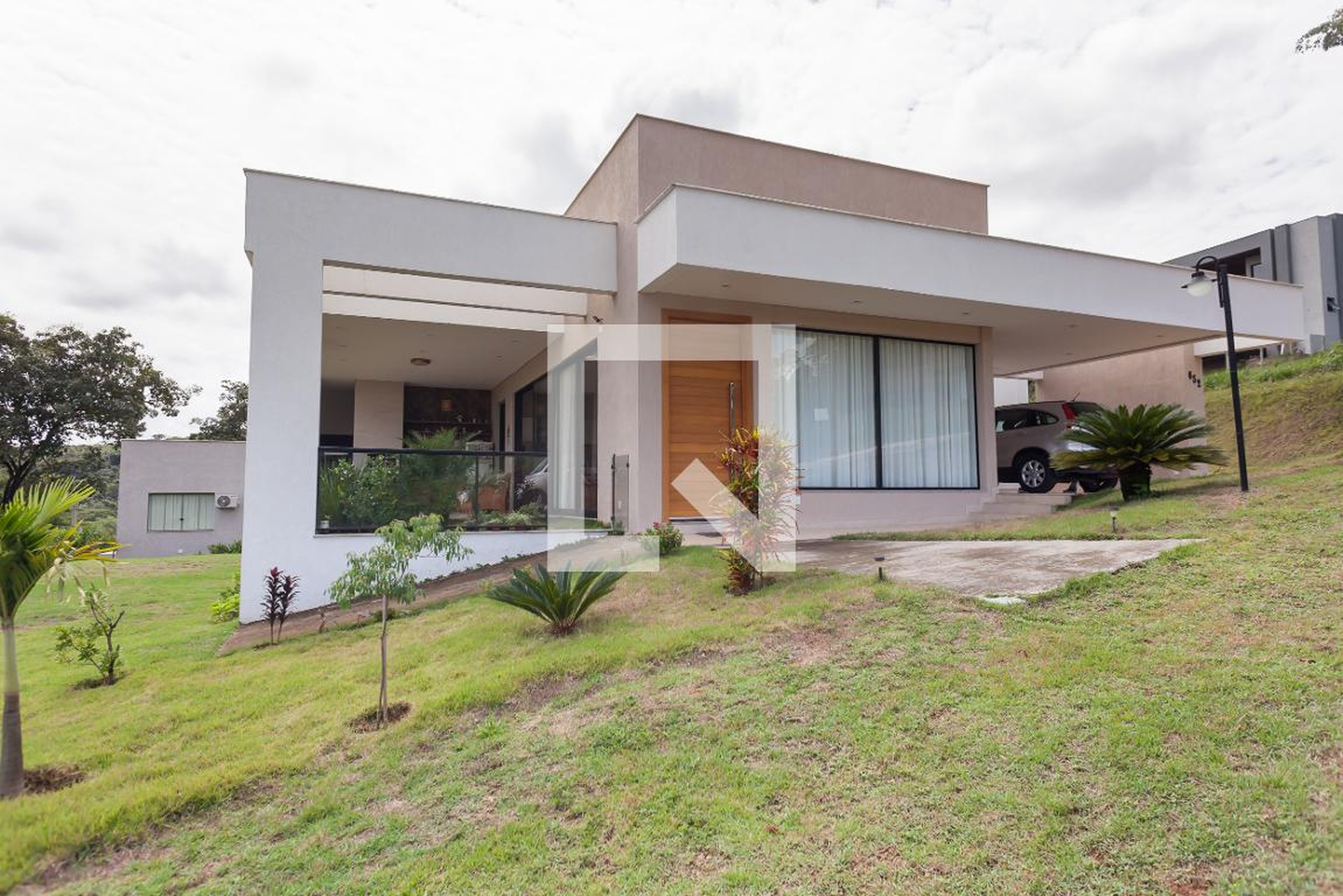 Fachada Condomínio em Alameda das Embiras, 652