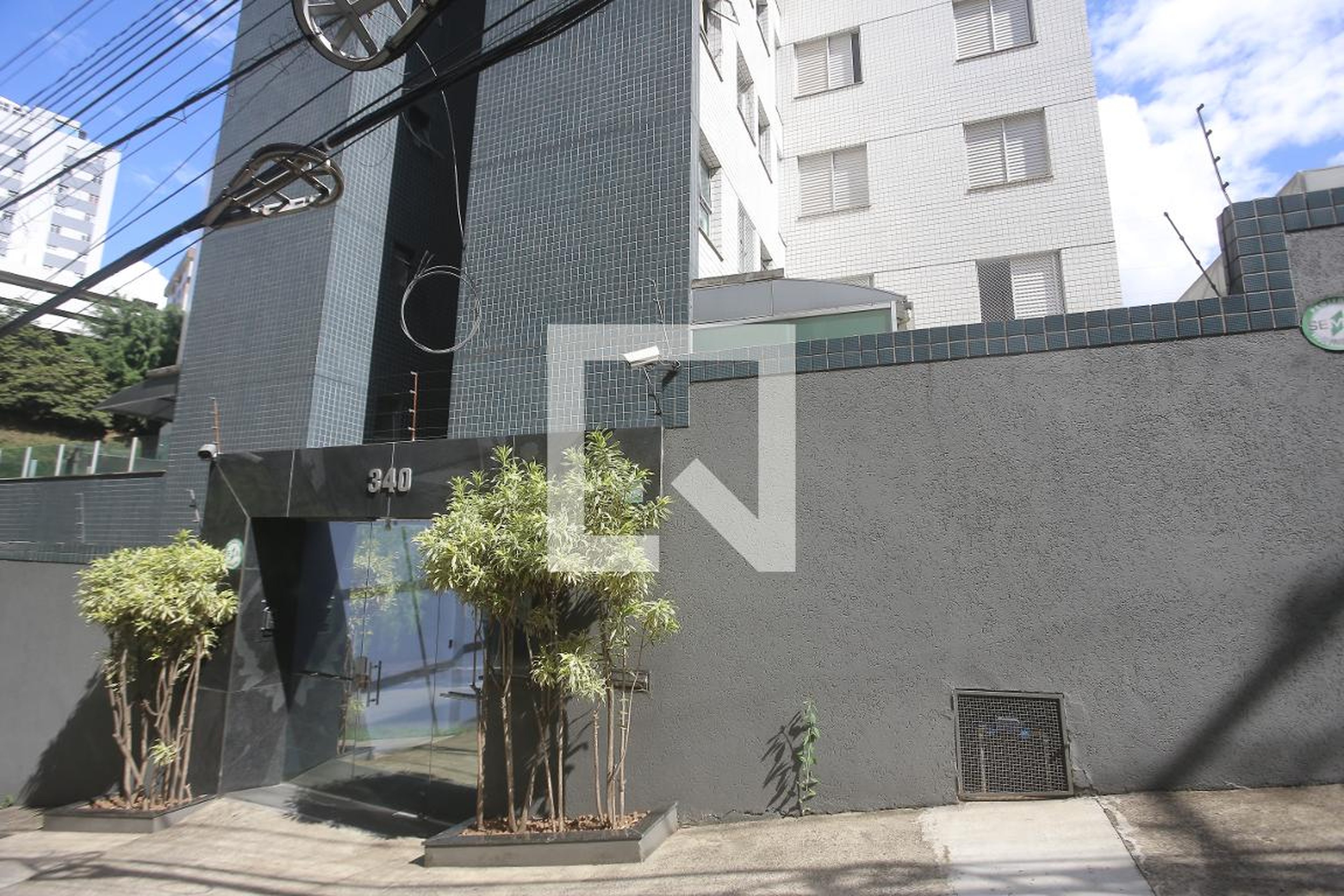 Fachada Condomínio Dona Nilda