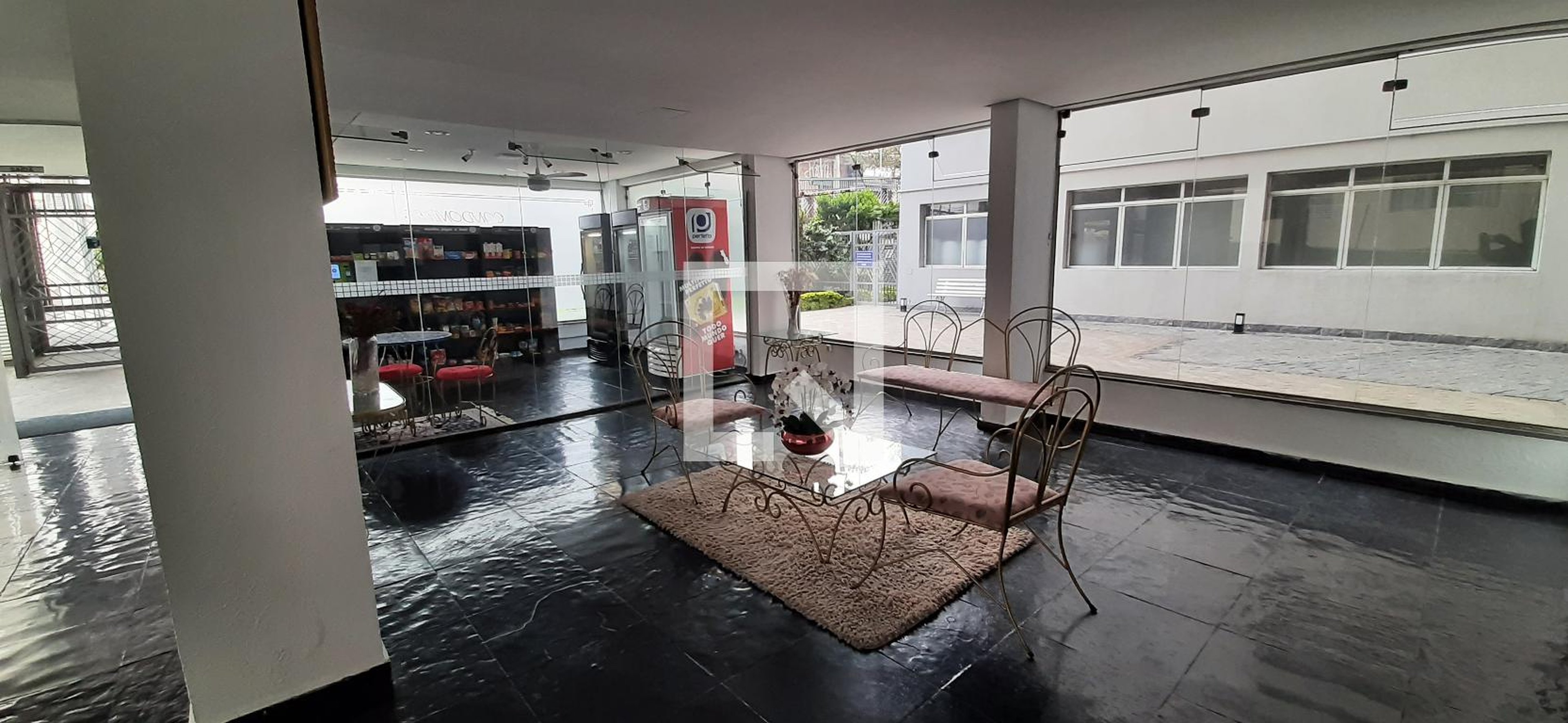 Hall de Entrada - Edifício Camila