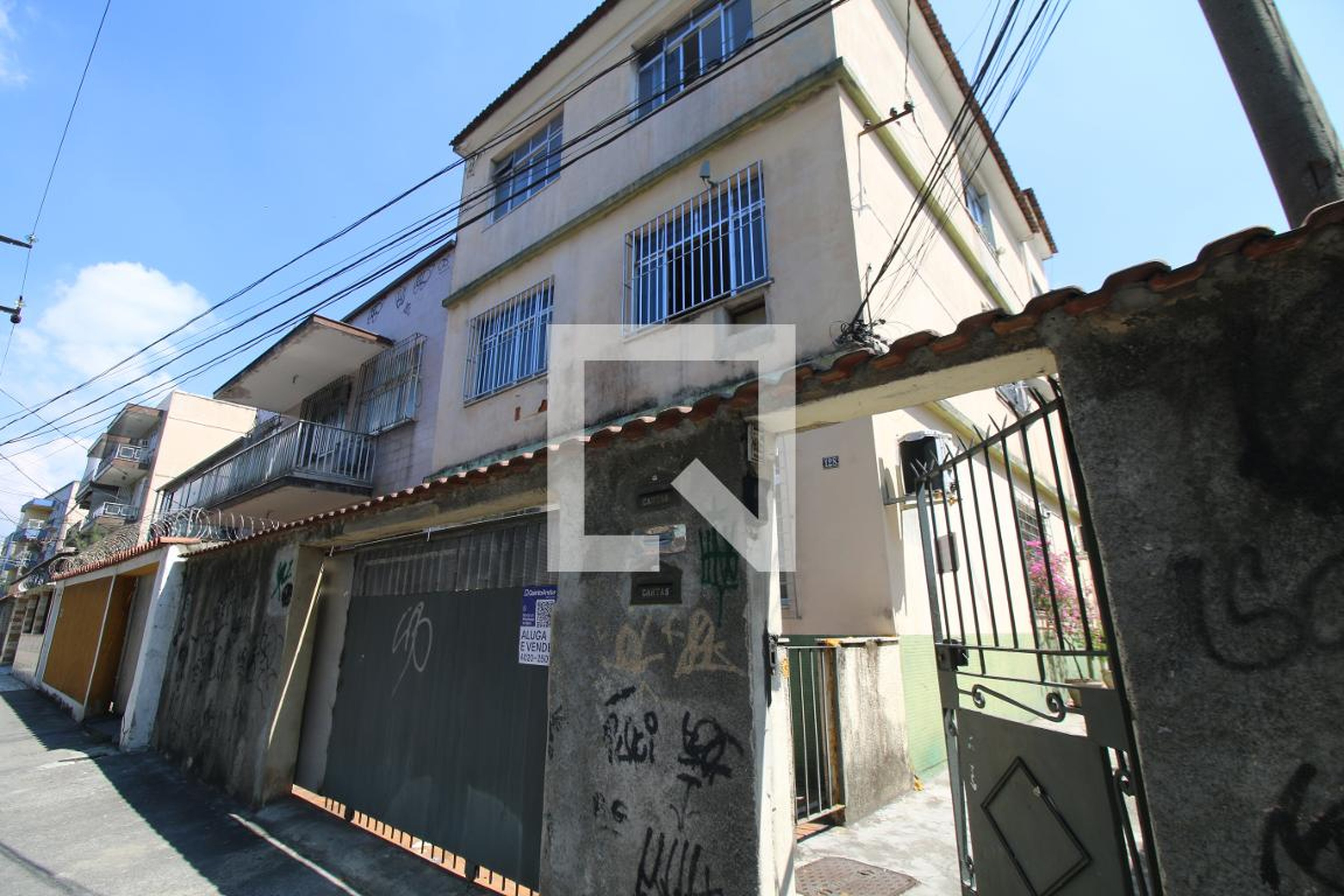 Fachada do Prédio Condomínio Engenheiro Francisco Passos 128