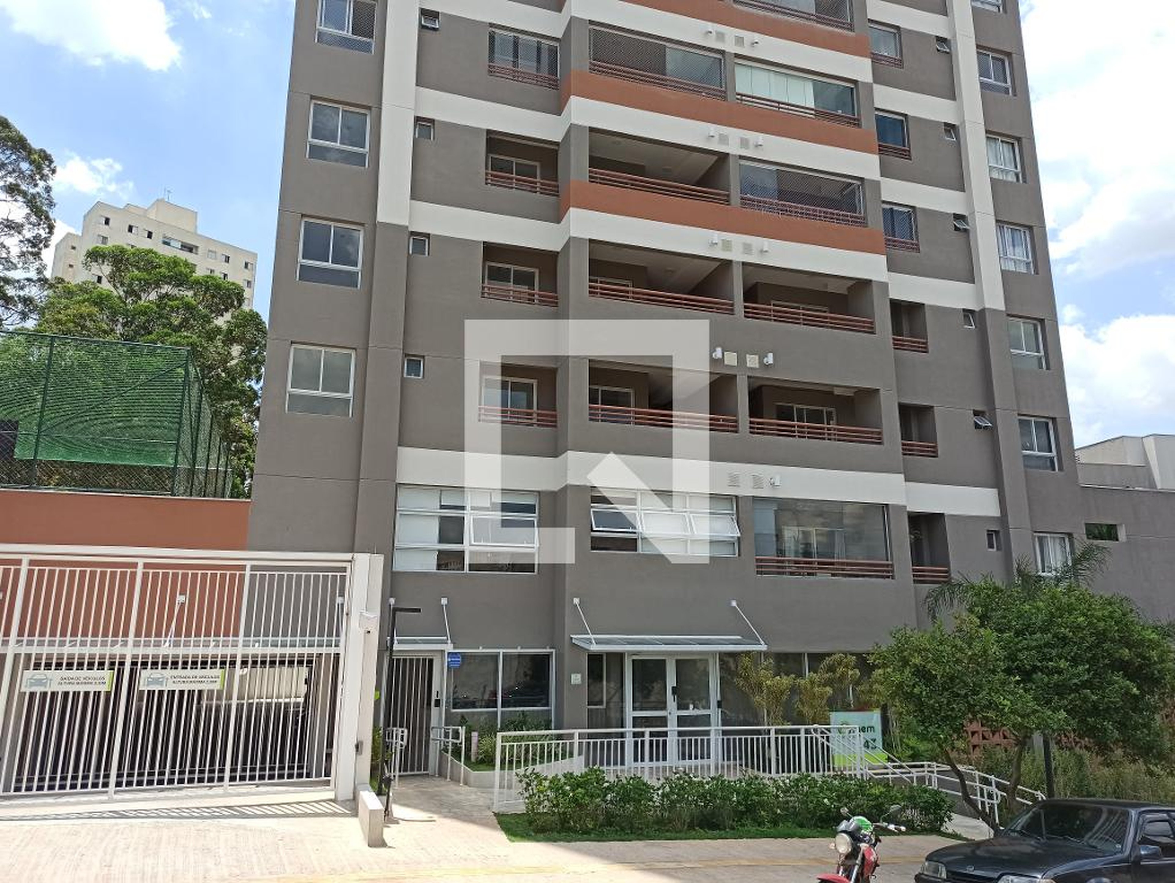 Fachada do Prédio Condomínio em Rua José Elói Otoní, 43