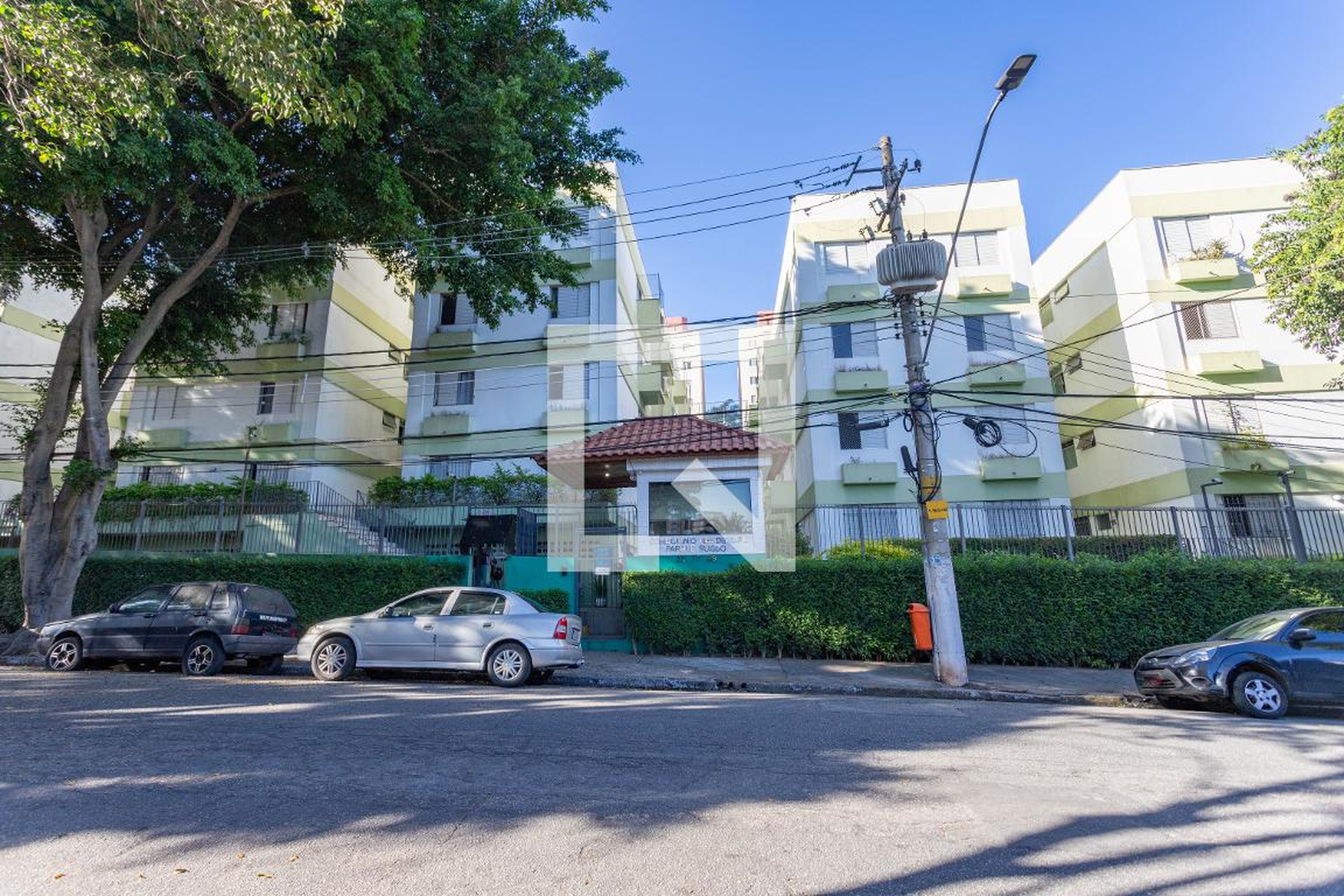 Fachada do condomínio Residencial Parque Suisso