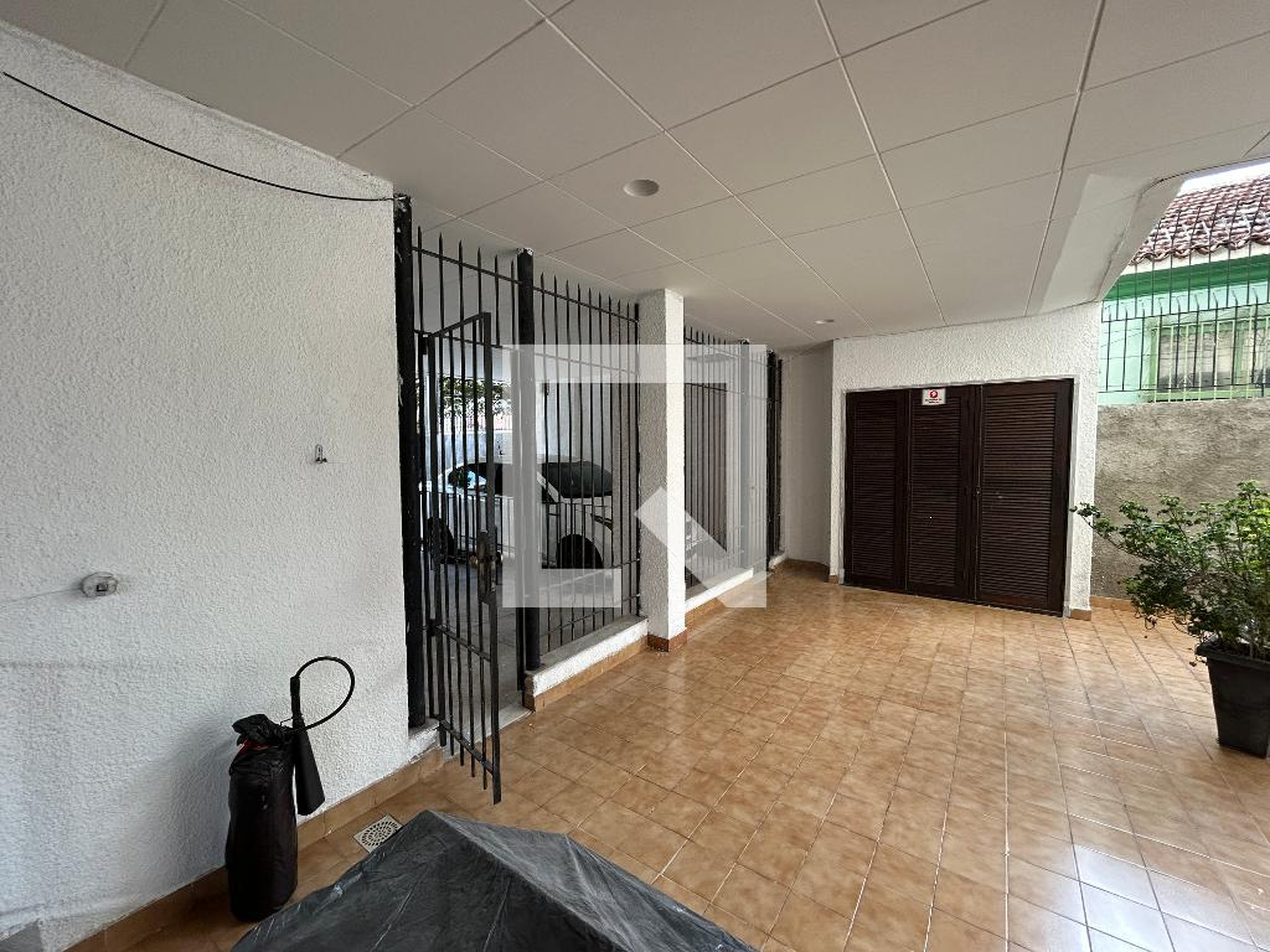 Hall - Jorge de Seixas Morais