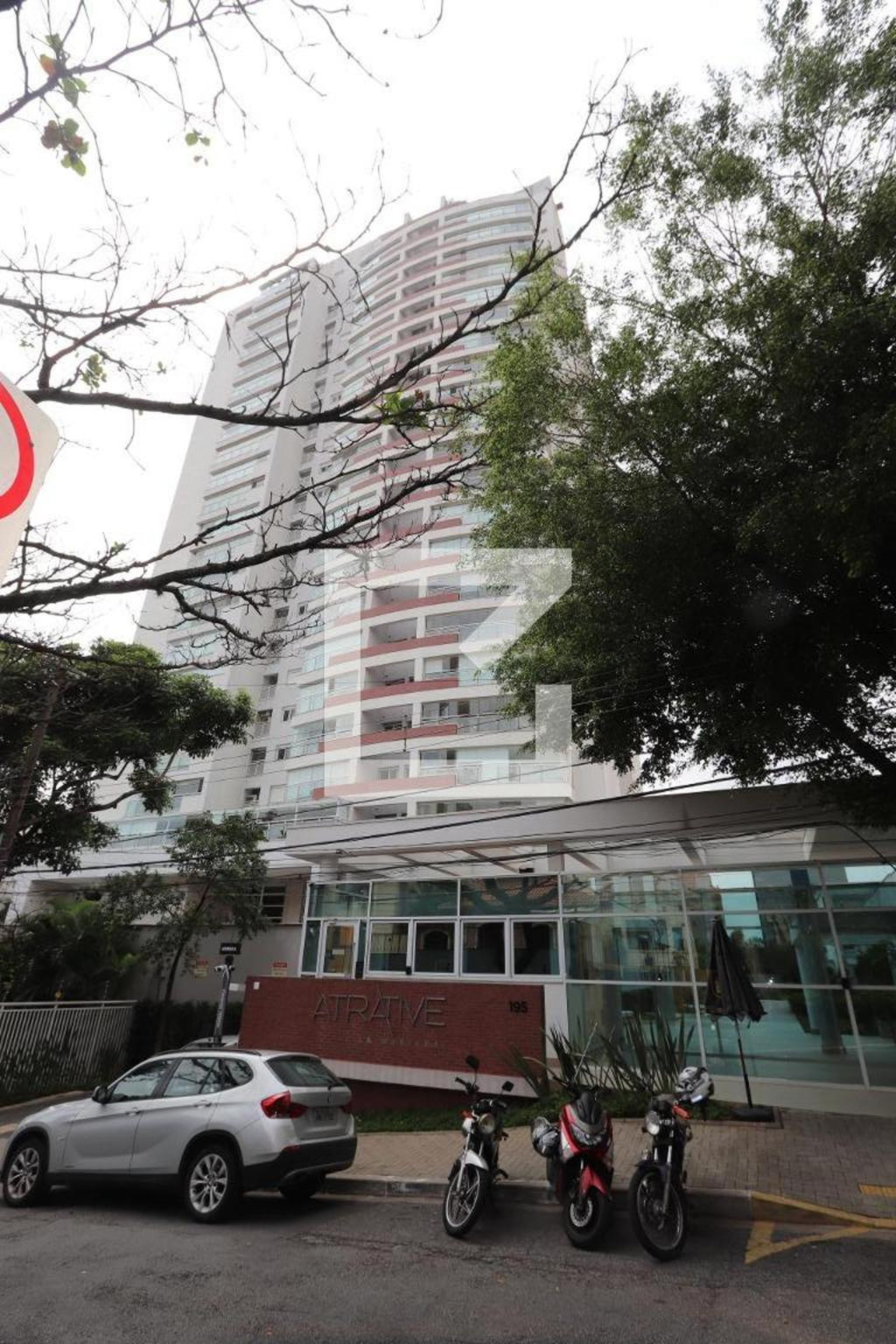 Fachada do Prédio Condomínio Atrative
