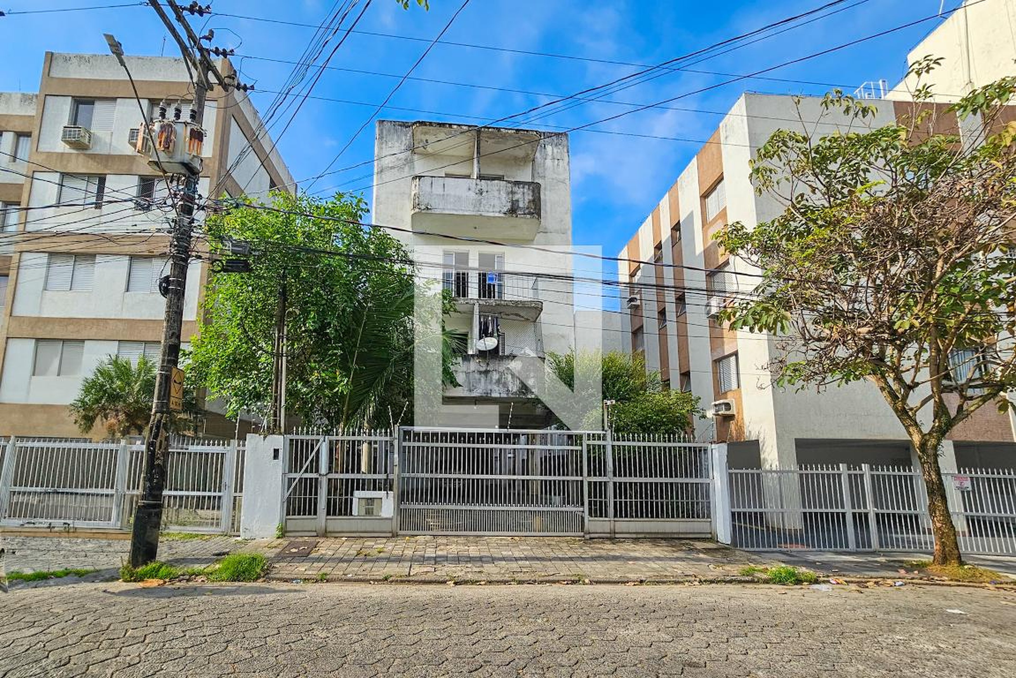 Fachada Condomínio em Rua Dois de Junho, 410