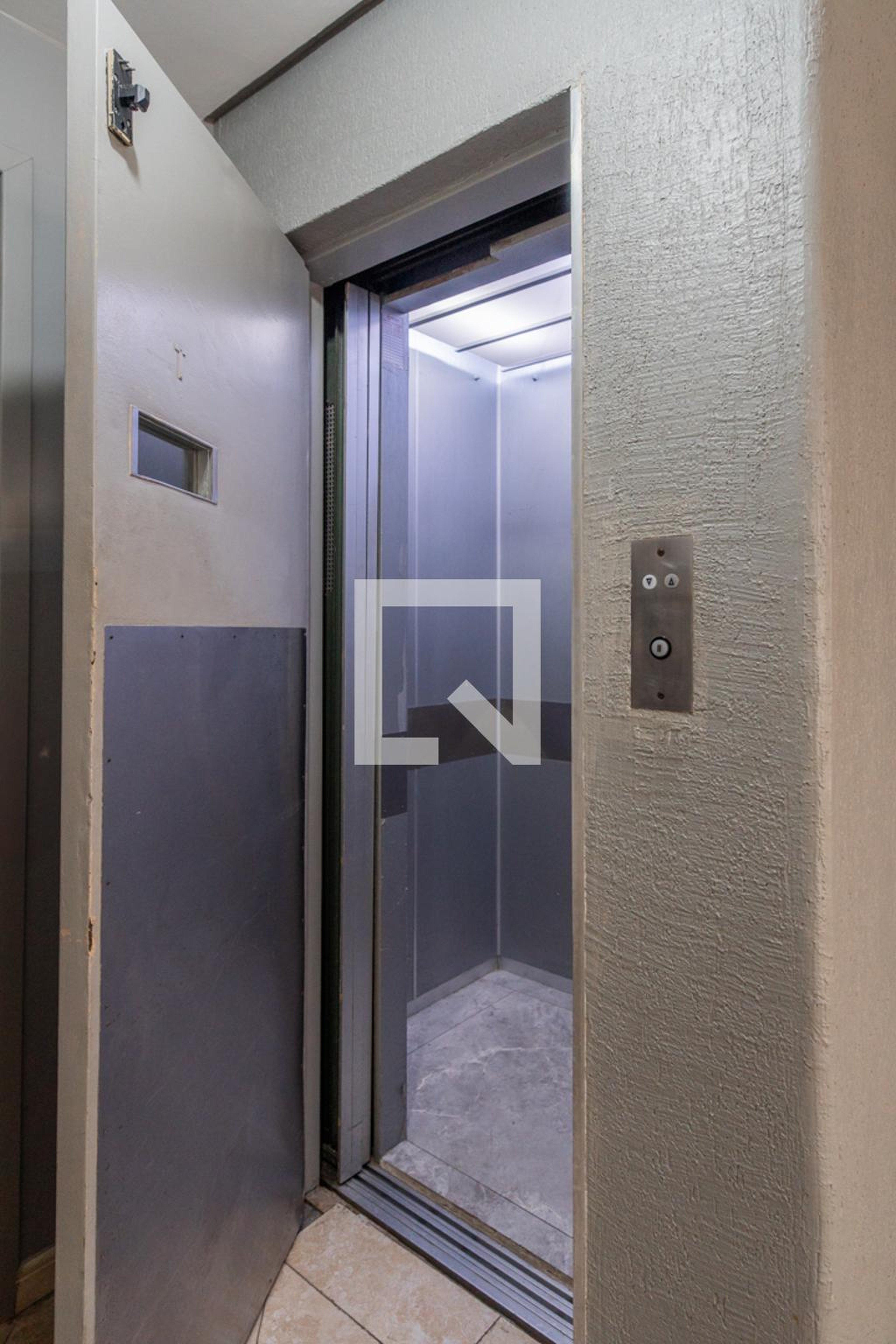 Elevador - Pirianópolis