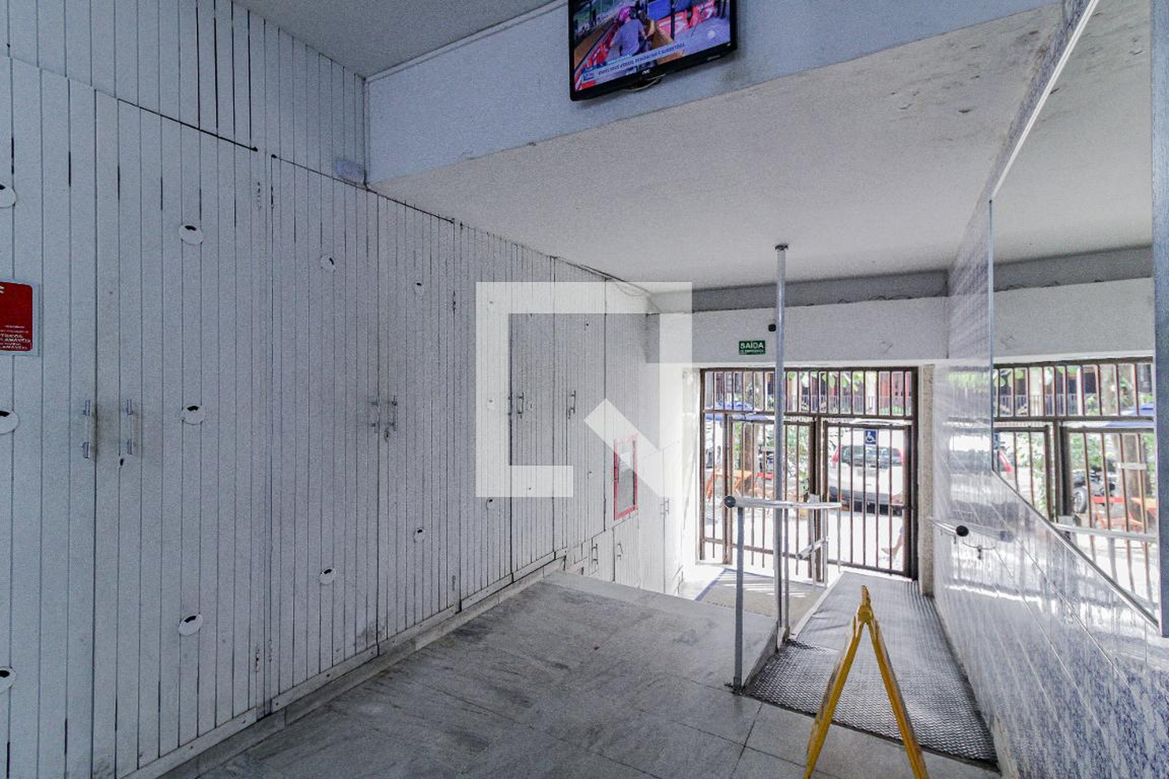 Hall de entrada - Edifício Estrela da Tarde