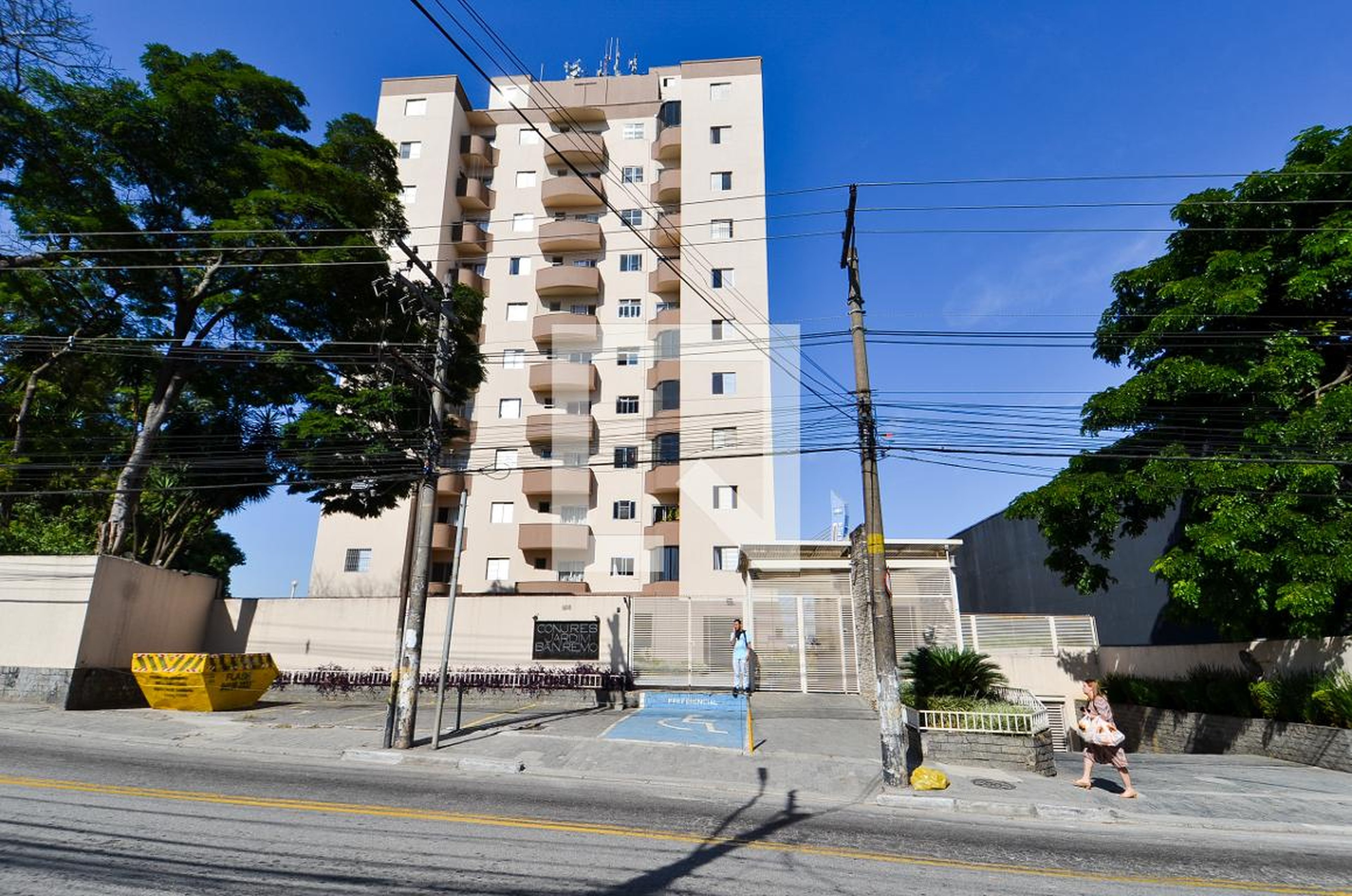 Fachada do Condomínio Condomínio Conjunto Residencial Jardim San Remo