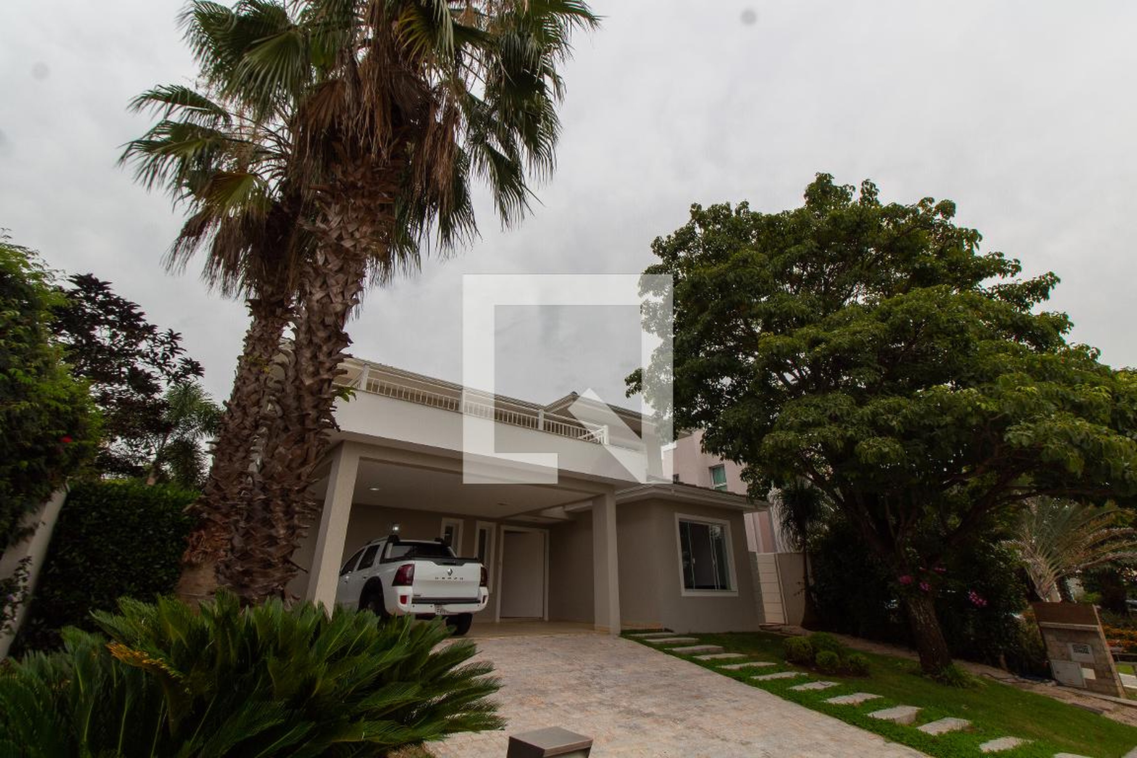 Área Externa Condomínio em Rua Madrid, 198