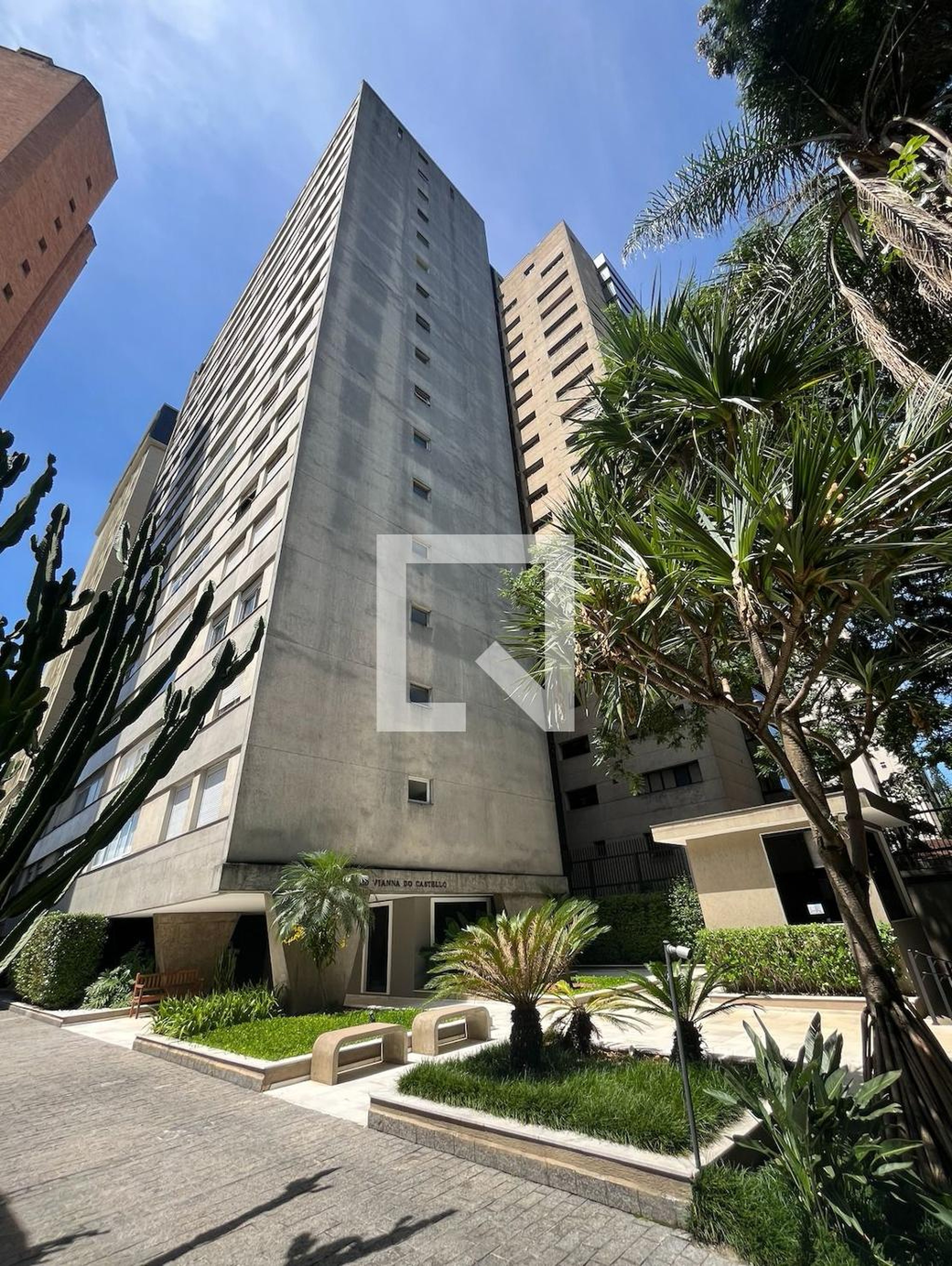 Fachada Condomínio Vianna de Castello