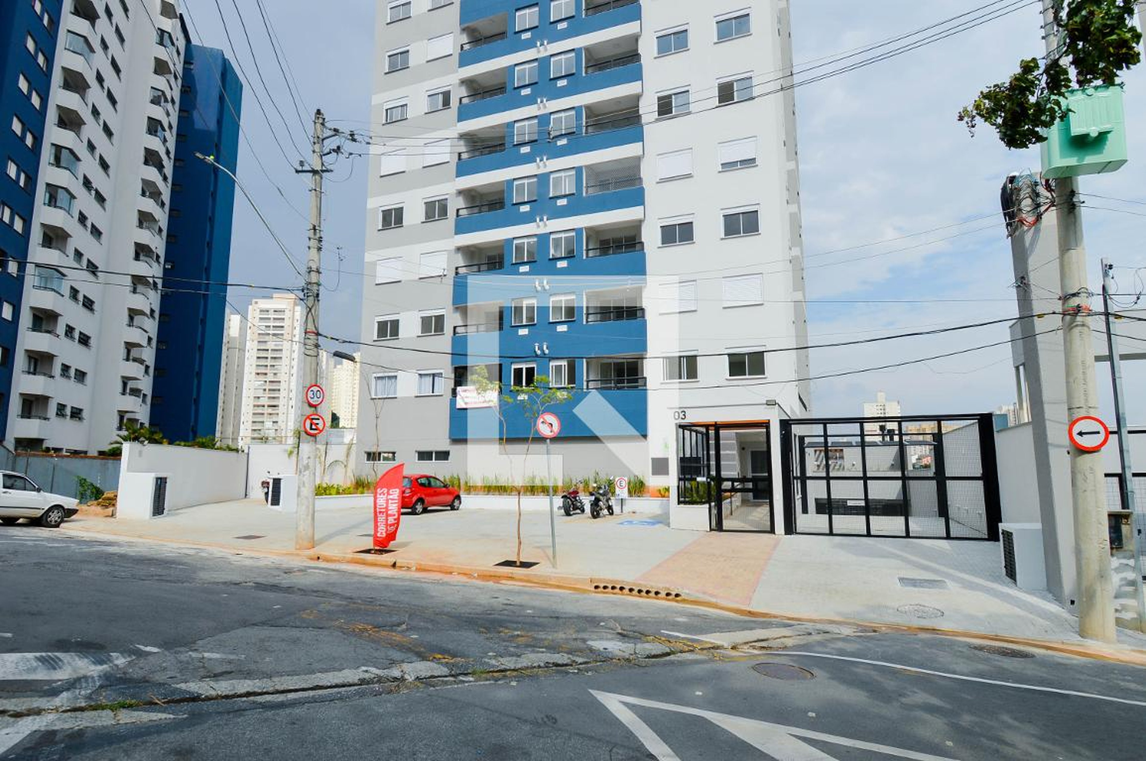 Fachada do Prédio Condomínio Loghouse Lago dos Patos