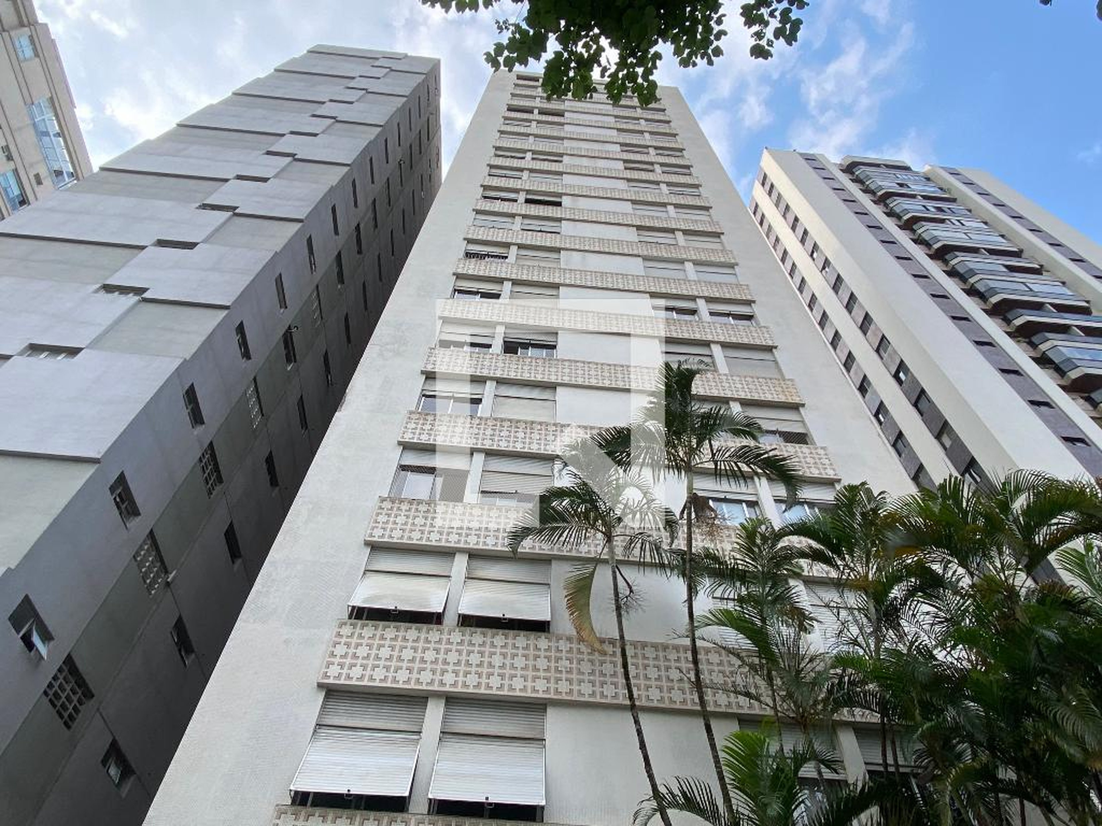 Fachada Condomínio em Avenida Doutor Altino Arantes, 684