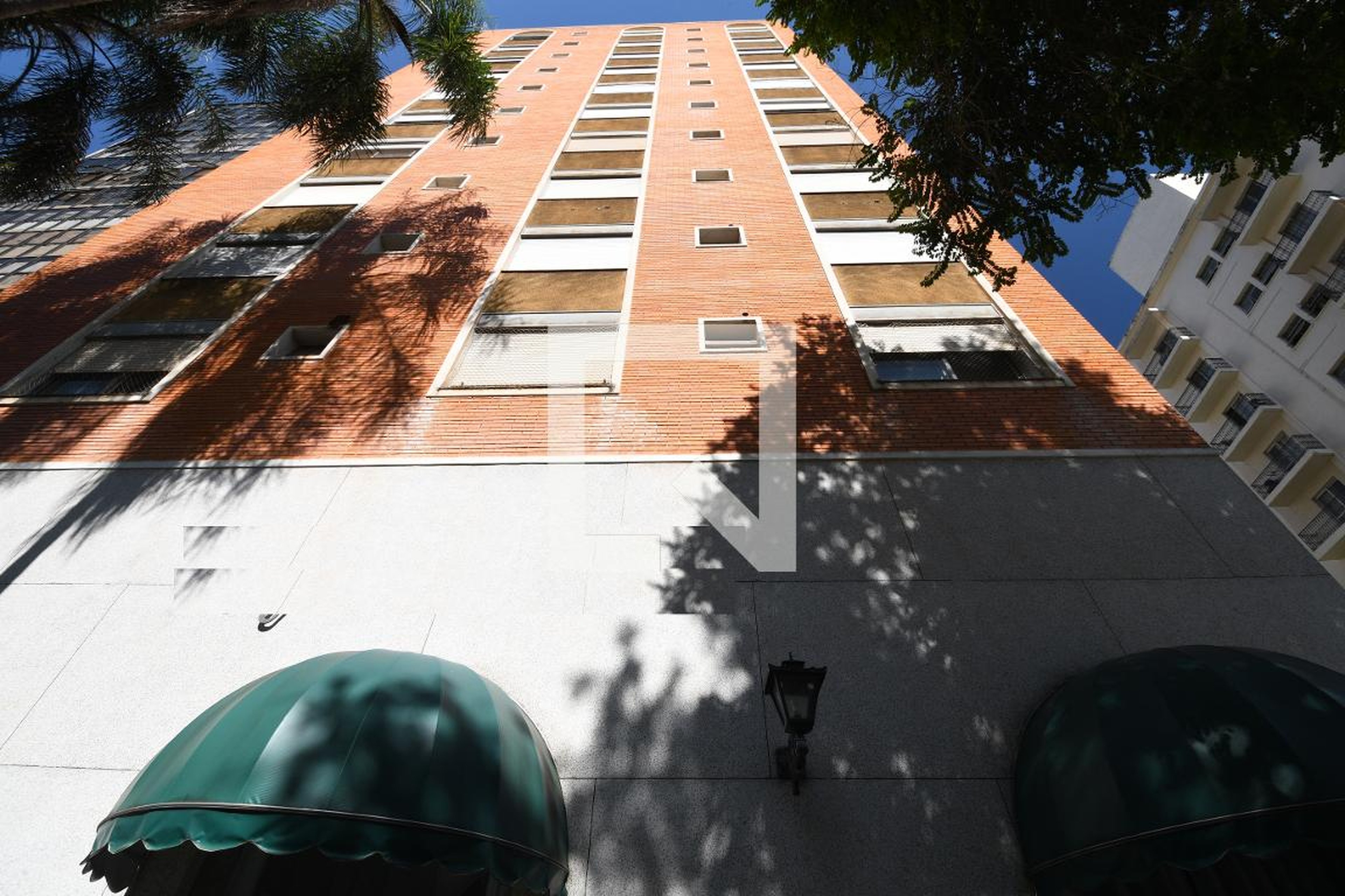 Fachada do Prédio Condomínio em Avenida Júlio de Mesquita, 983