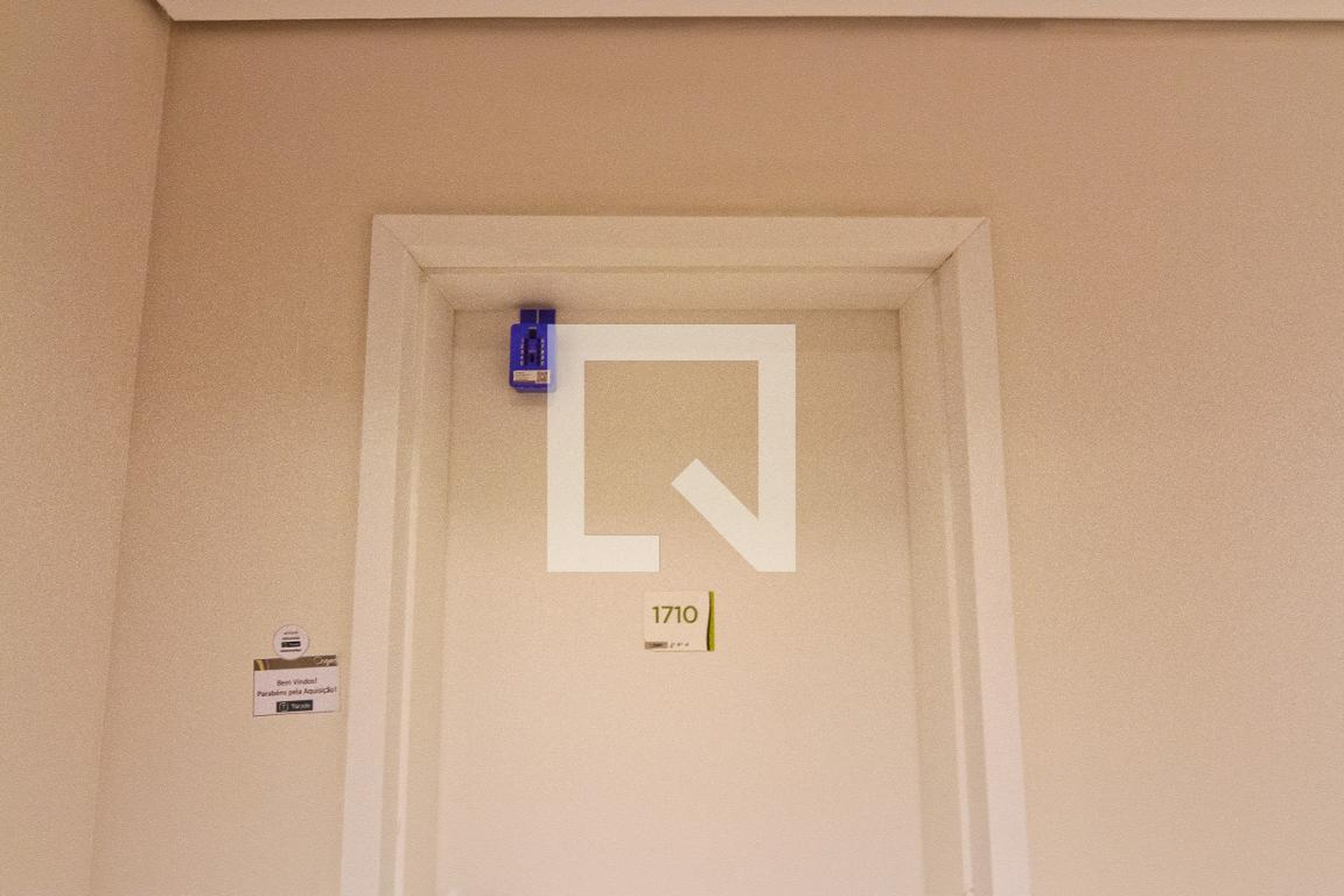 Hall - Origem Freguesia do Ó BY Tarjab